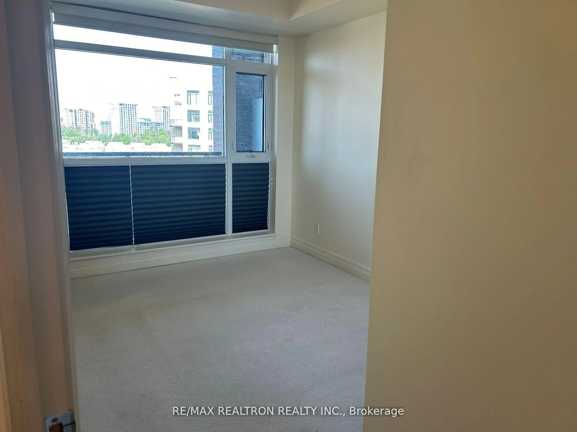 Photo 8 of Unit 813, 8130 Birchmount Road, Markham, Unionville — HOMEH