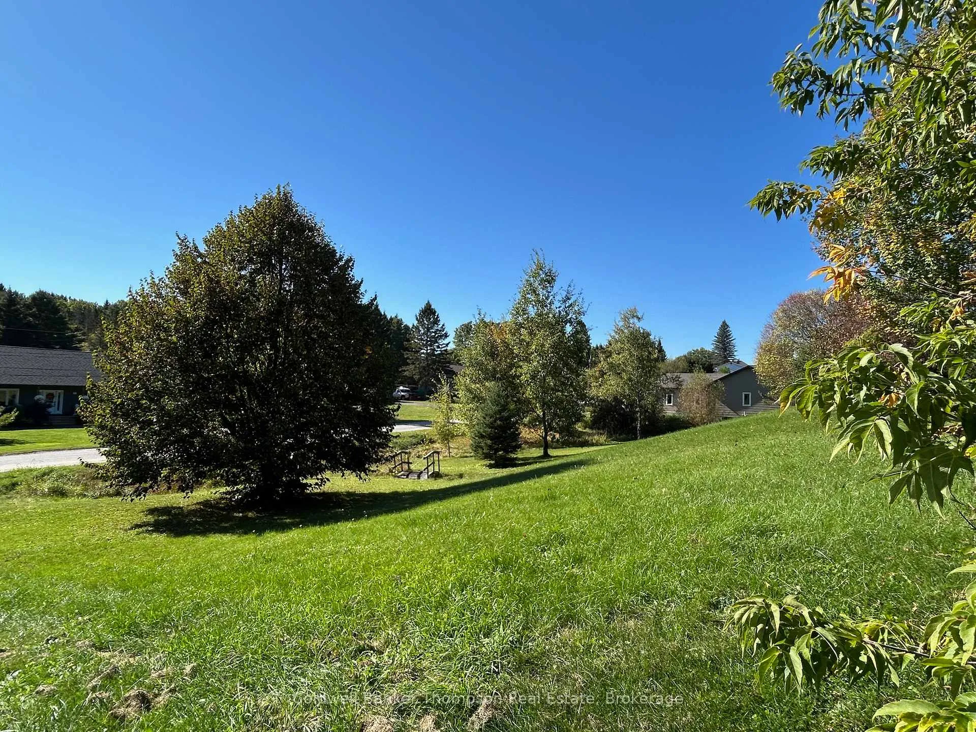 Photo 10 of 119 Centre Street, Burk's Falls — HOMEH
