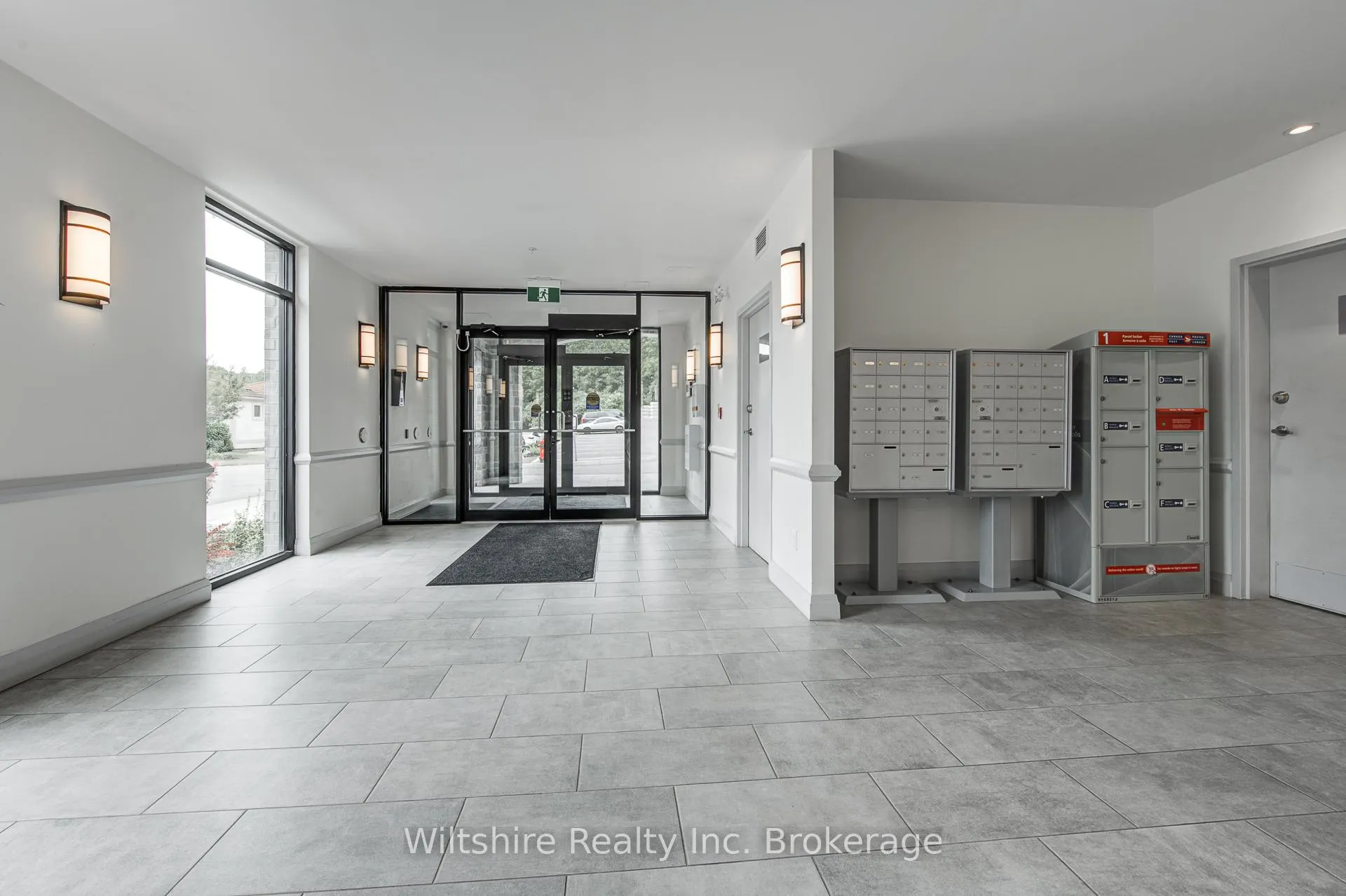 Photo 4 of Unit 405, 3 John Pound Road, Tillsonburg — HOMEH