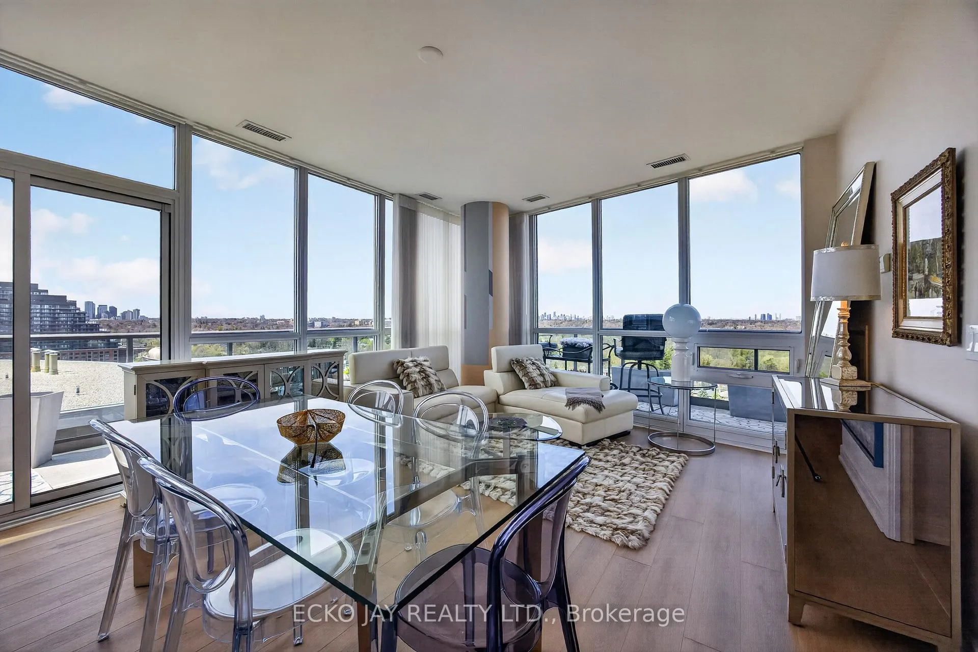 Photo 12 of Unit Ph01, 35 Brian Peck Crescent, Toronto, Thorncliffe Park — HOMEH