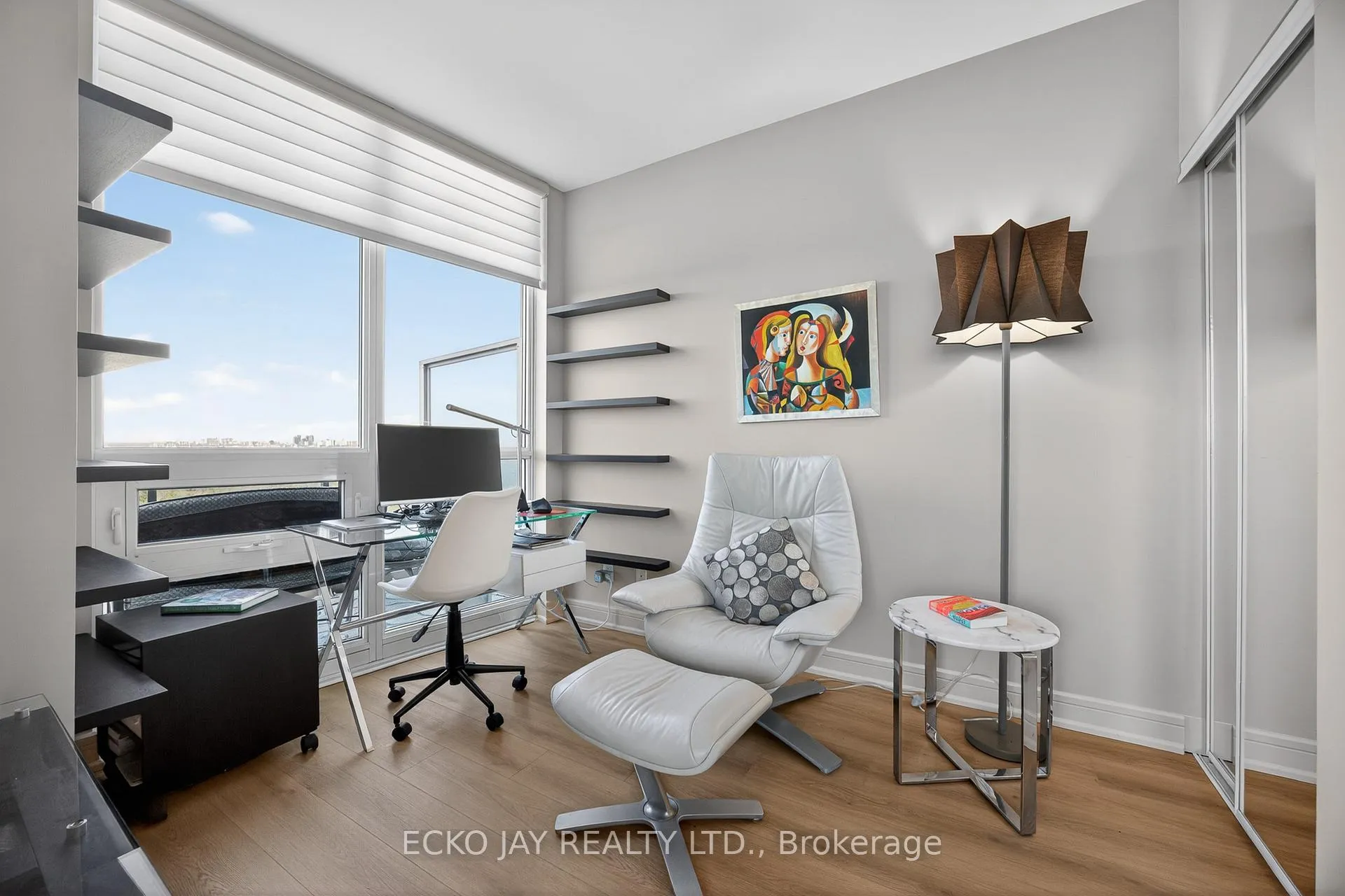 Photo 13 of Unit Ph01, 35 Brian Peck Crescent, Toronto, Thorncliffe Park — HOMEH