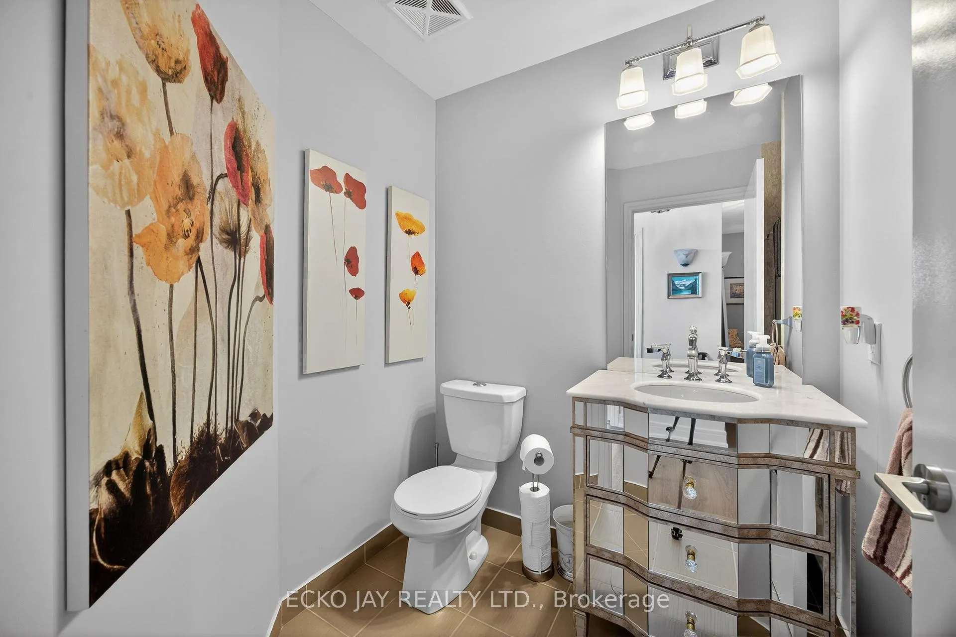 Photo 14 of Unit Ph01, 35 Brian Peck Crescent, Toronto, Thorncliffe Park — HOMEH