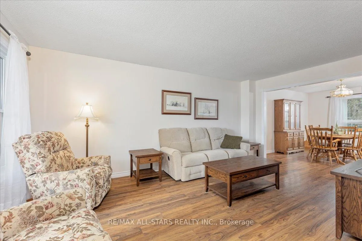 Photo 4 of 6 Hadera Place, Georgina, Keswick North — HOMEH