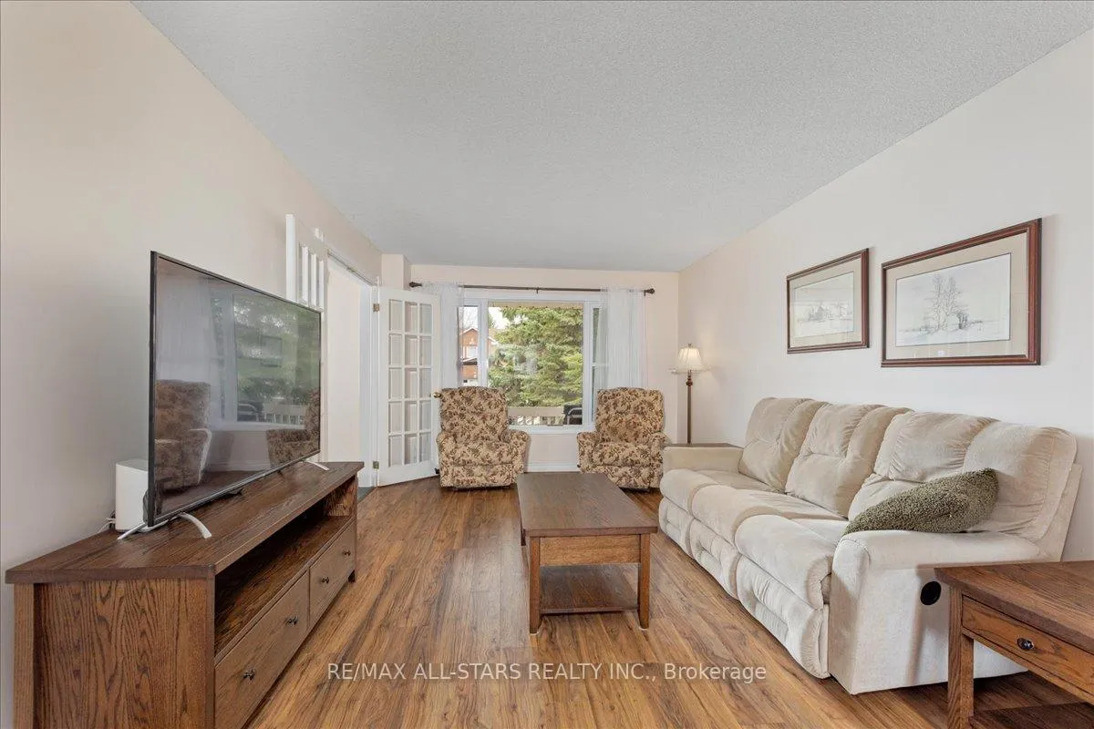 Photo 5 of 6 Hadera Place, Georgina, Keswick North — HOMEH