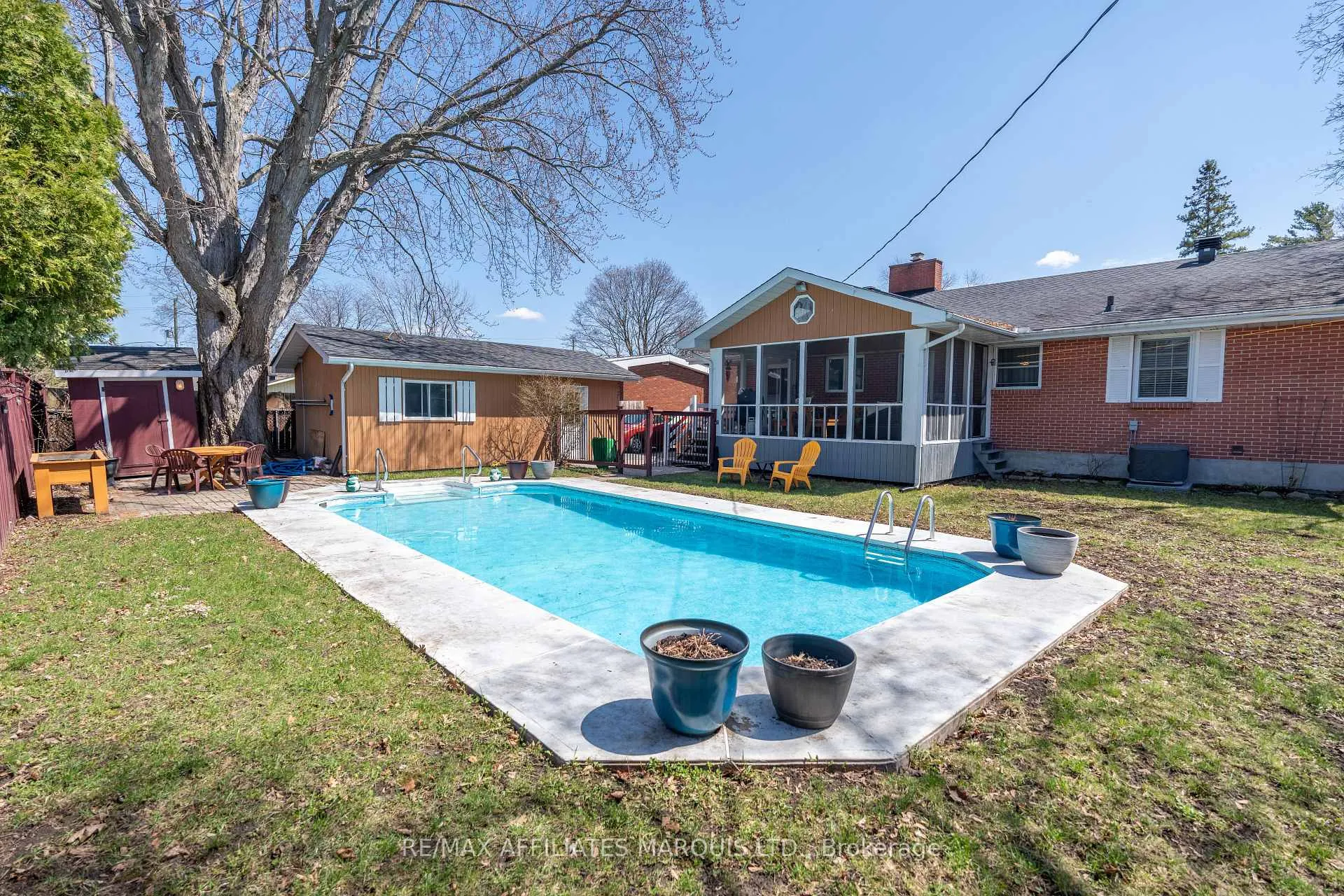 Photo 6 of 1407 Boyd Street S, Cornwall — HOMEH