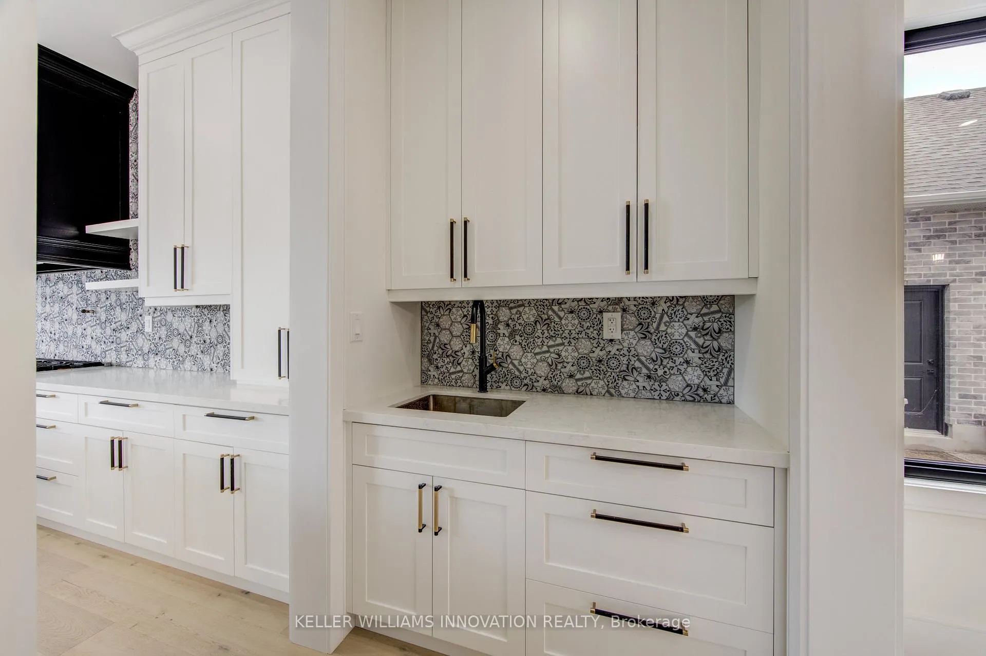 Photo 10 of 8 Edgeview Crescent W, Middlesex Centre, Kilworth — HOMEH