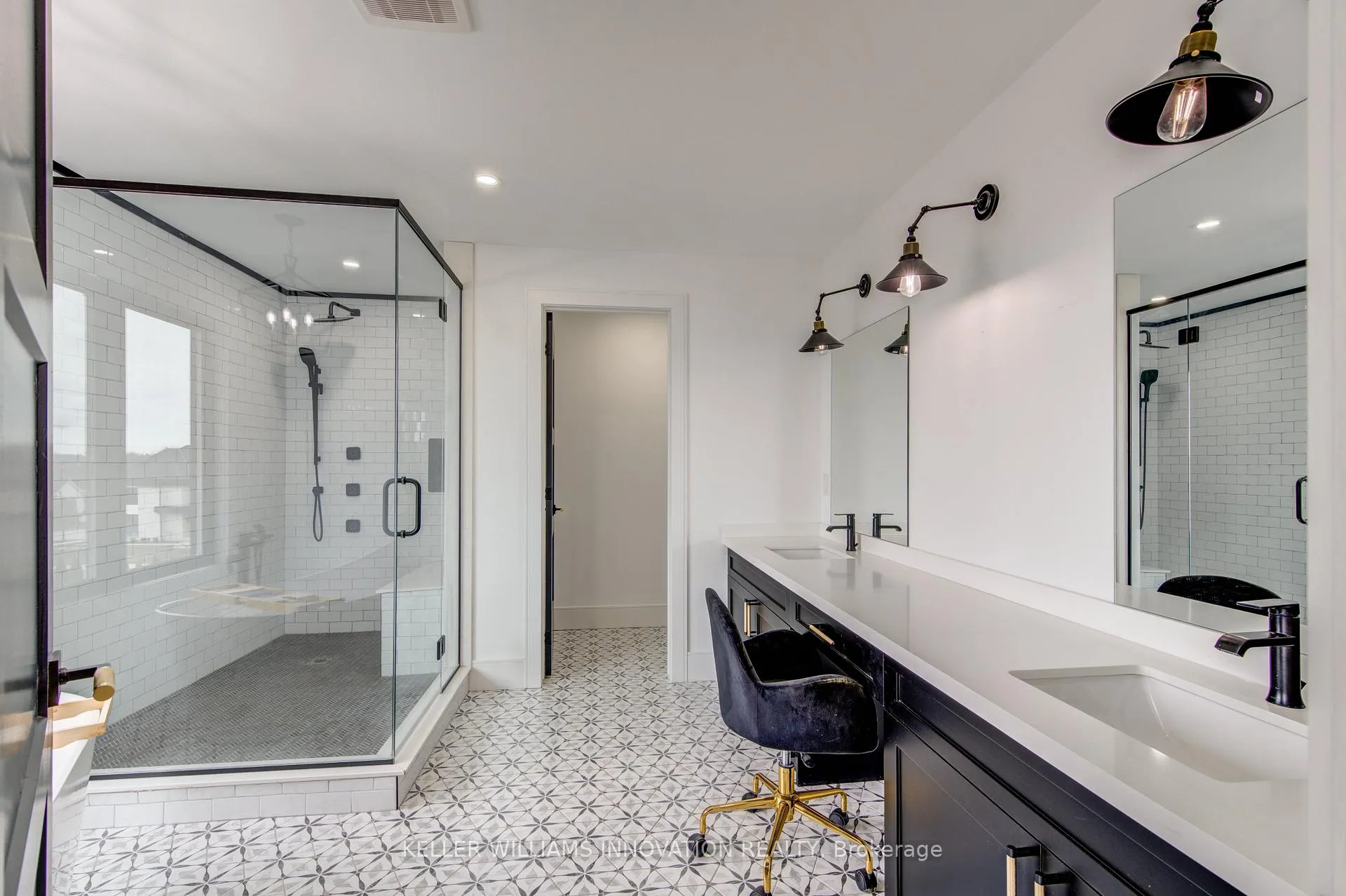 Photo 36 of 8 Edgeview Crescent W, Middlesex Centre, Kilworth — HOMEH