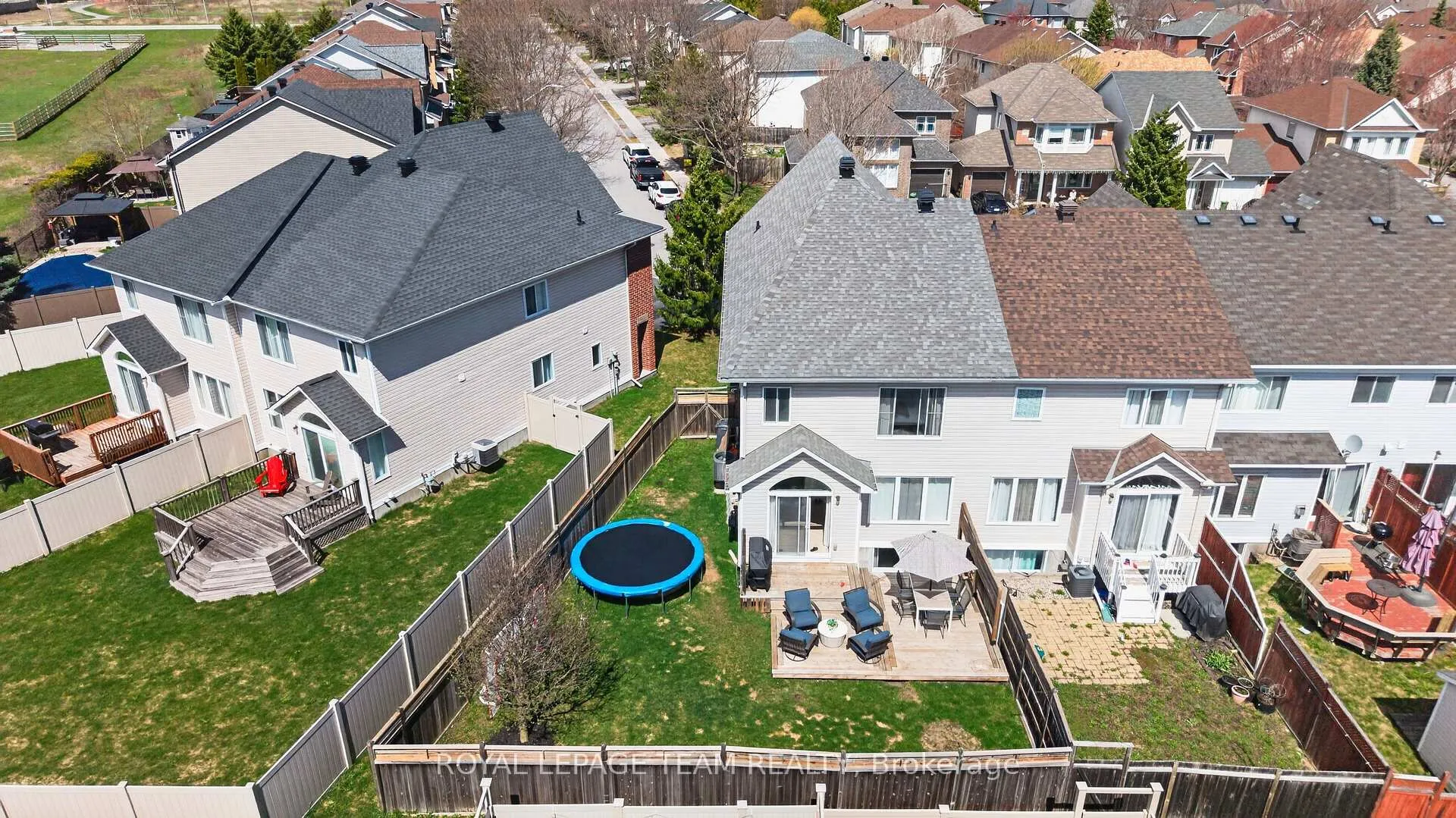 Photo 5 of 75 Scampton Drive, Ottawa, Kanata - Morgan's Grant/South March — HOMEH
