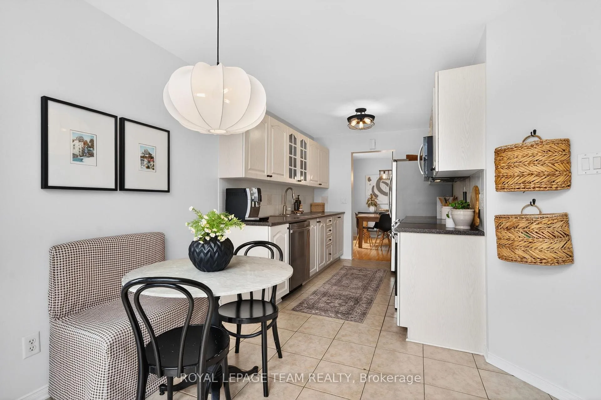 Photo 15 of 75 Scampton Drive, Ottawa, Kanata - Morgan's Grant/South March — HOMEH