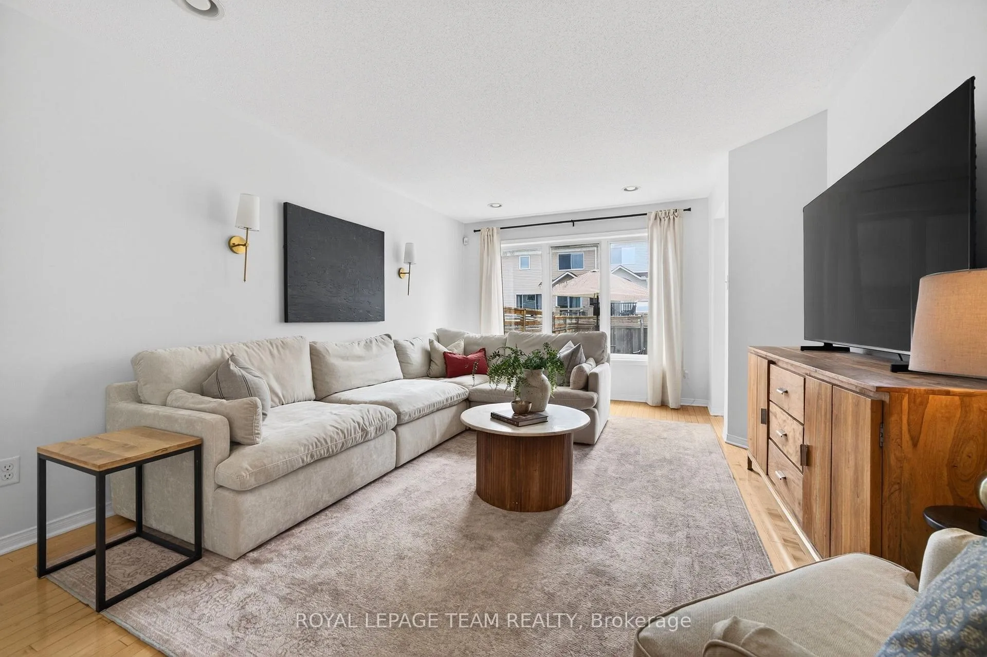 Photo 21 of 75 Scampton Drive, Ottawa, Kanata - Morgan's Grant/South March — HOMEH