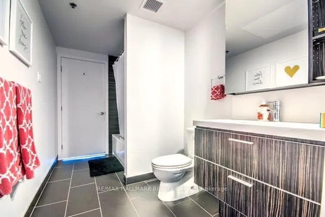 Photo 11 of Unit 409, 360 Mcleod Street, Ottawa, Ottawa Centre — HOMEH