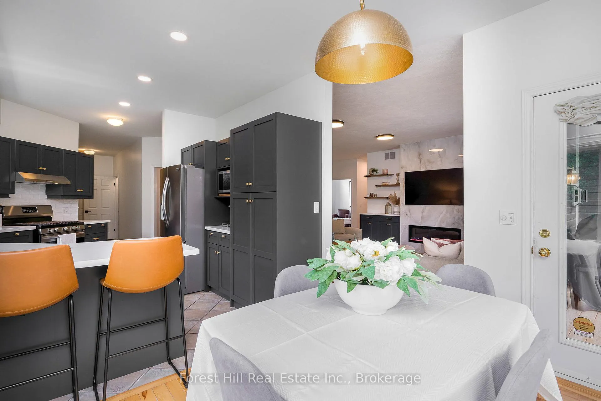 Photo 14 of 140 Augusta Crescent, Blue Mountains — HOMEH