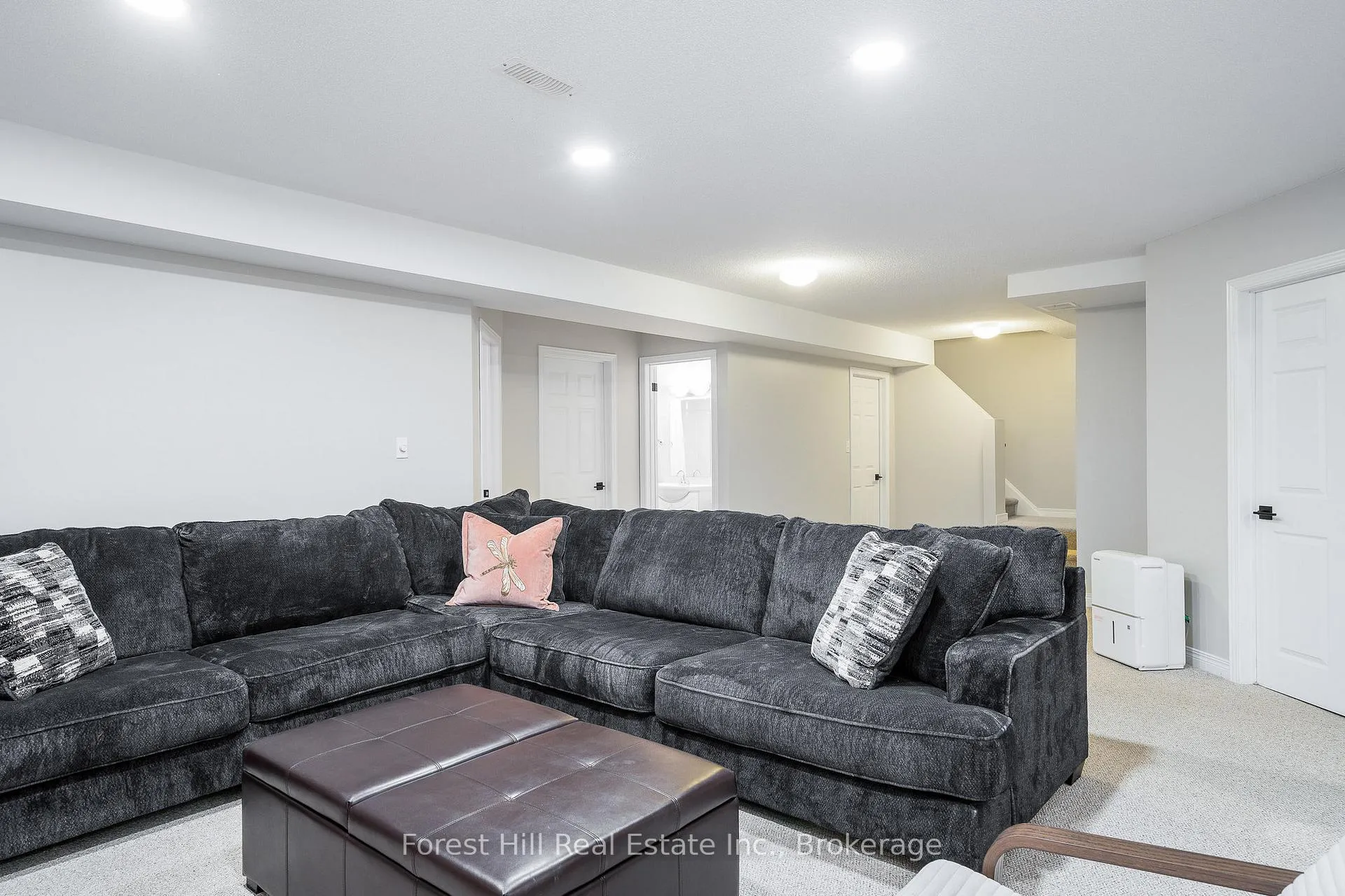 Photo 31 of 140 Augusta Crescent, Blue Mountains — HOMEH