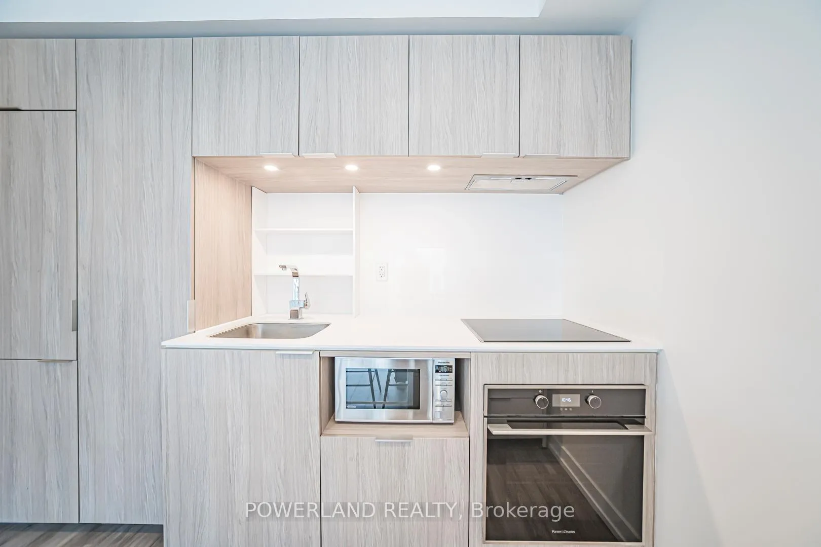 Photo 13 of Unit 3003, 77 Shuter Street, Toronto, Church-Yonge Corridor — HOMEH