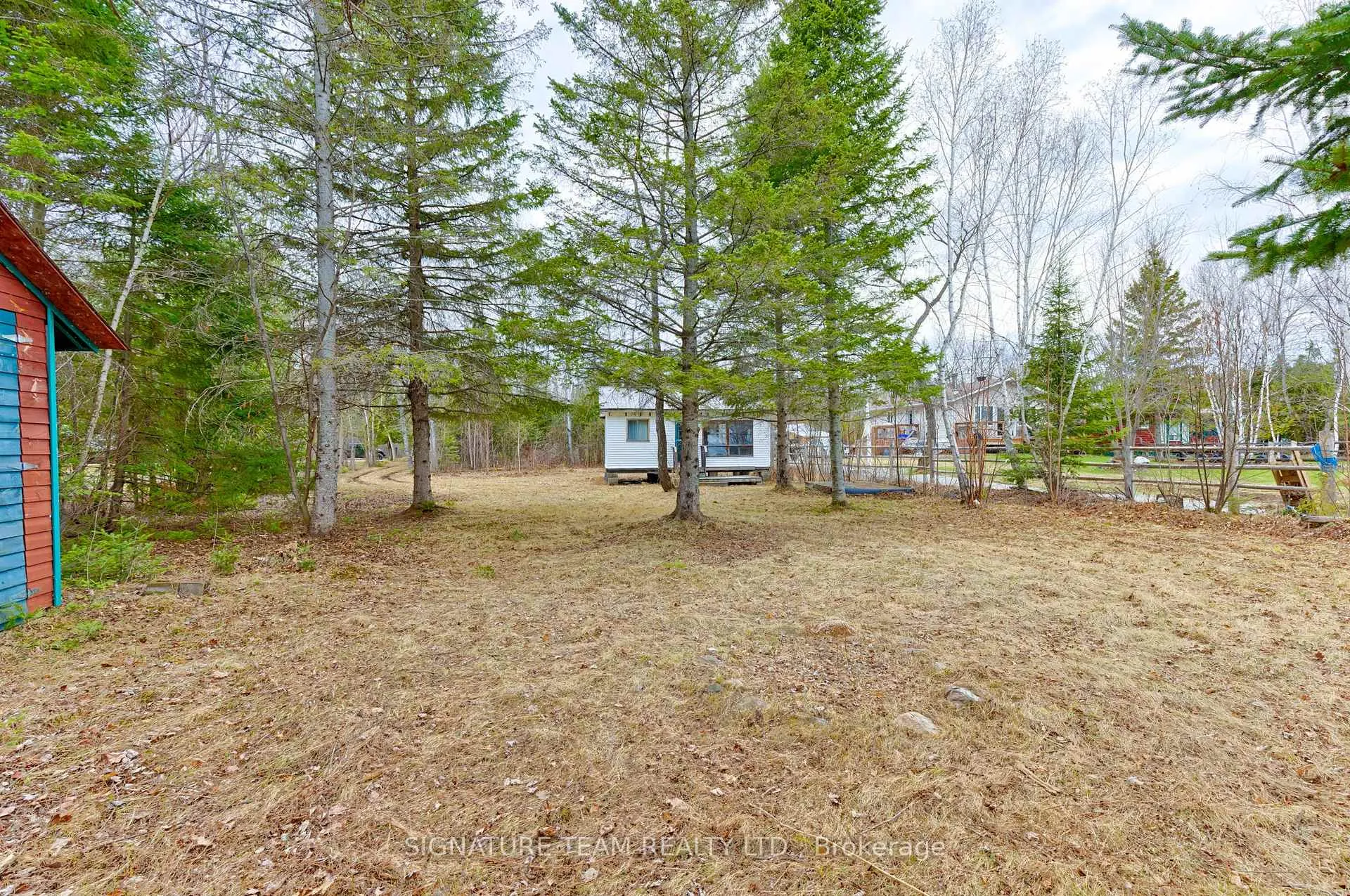 Photo 20 of 7B Bunchberry Lane, North Algona Wilberforce, North Algona/Wilberforce Twp — HOMEH