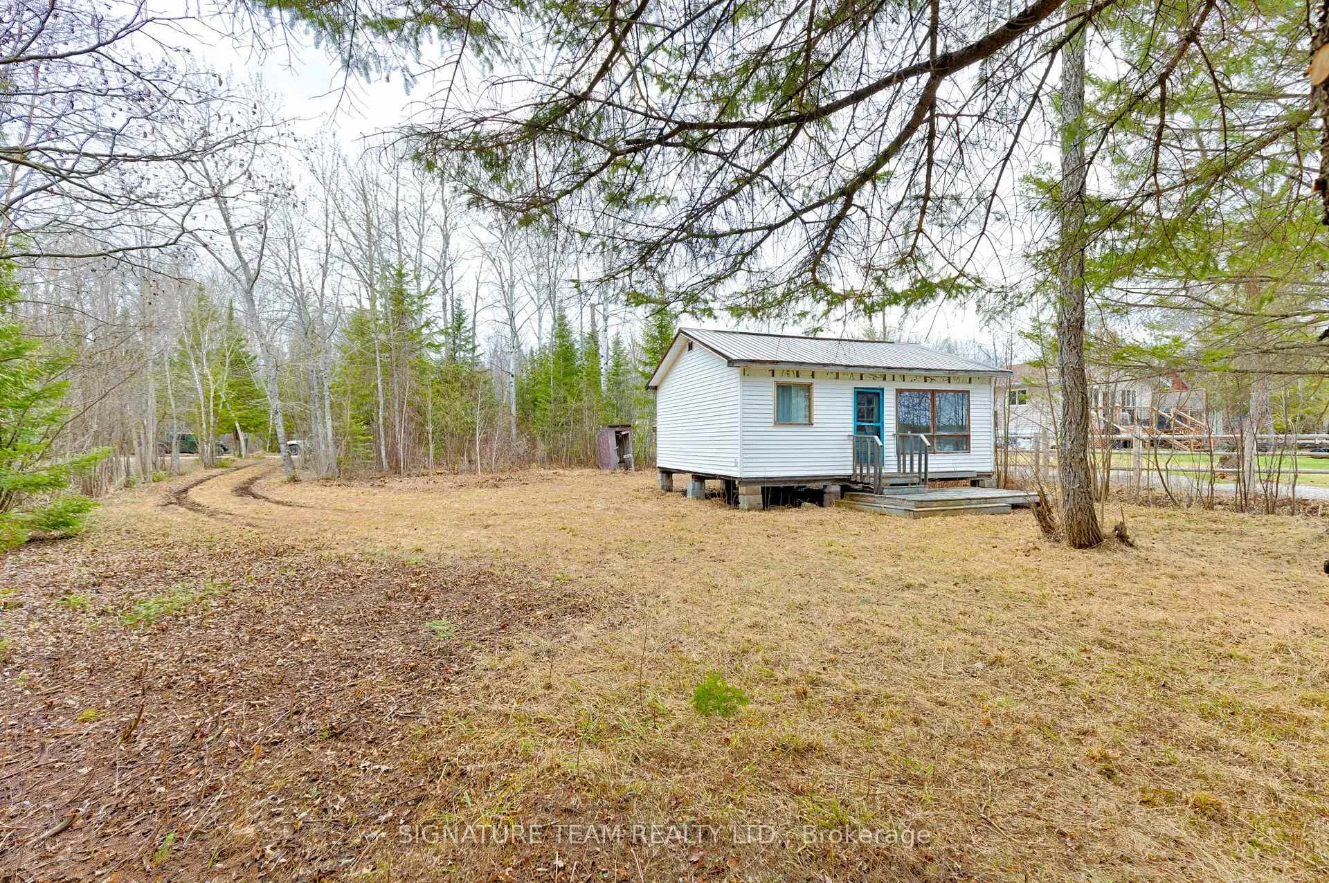 Photo 23 of 7B Bunchberry Lane, North Algona Wilberforce, North Algona/Wilberforce Twp — HOMEH