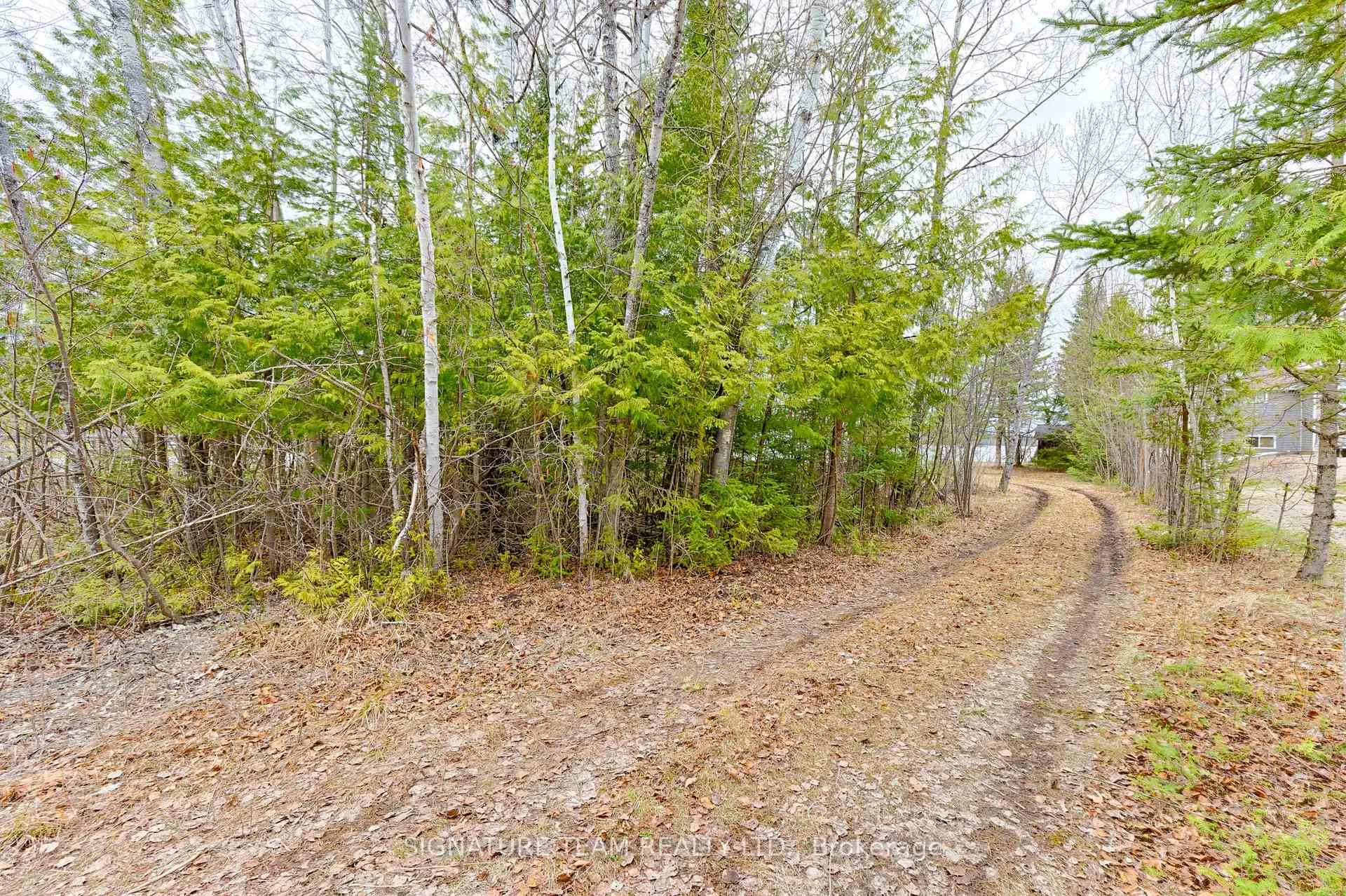 Photo 28 of 7B Bunchberry Lane, North Algona Wilberforce, North Algona/Wilberforce Twp — HOMEH