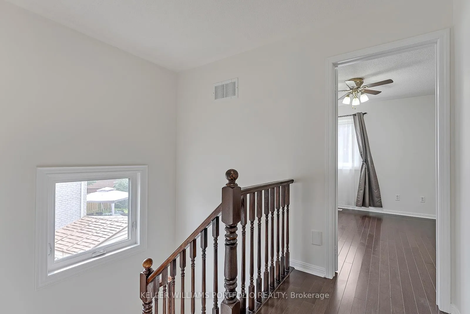 Photo 18 of 1458 Quest Circle, Mississauga, Meadowvale Village — HOMEH