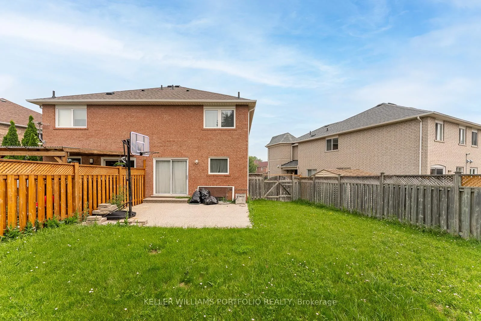 Photo 39 of 1458 Quest Circle, Mississauga, Meadowvale Village — HOMEH