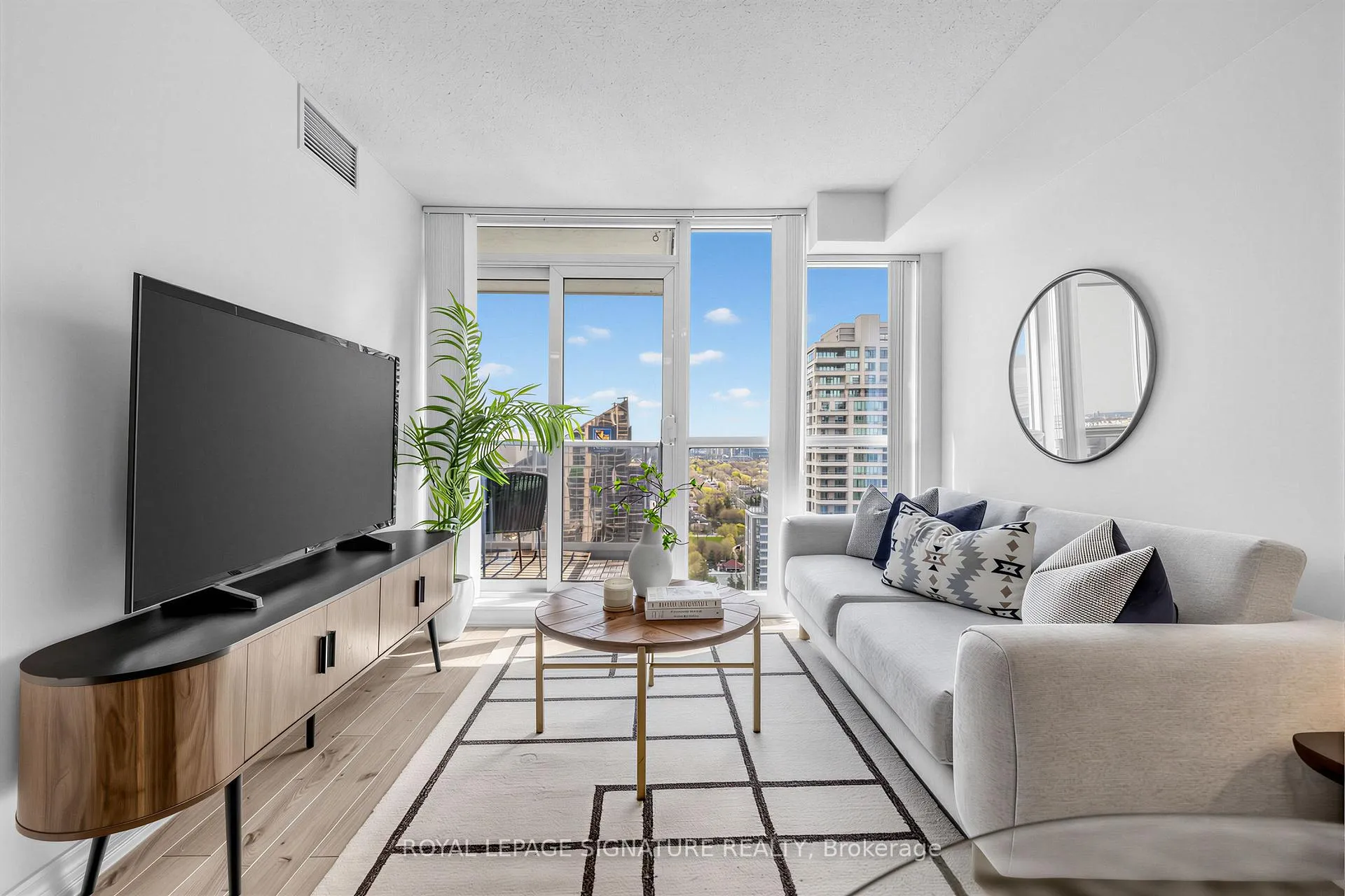 Front of Unit 3302, 4978 Yonge Street