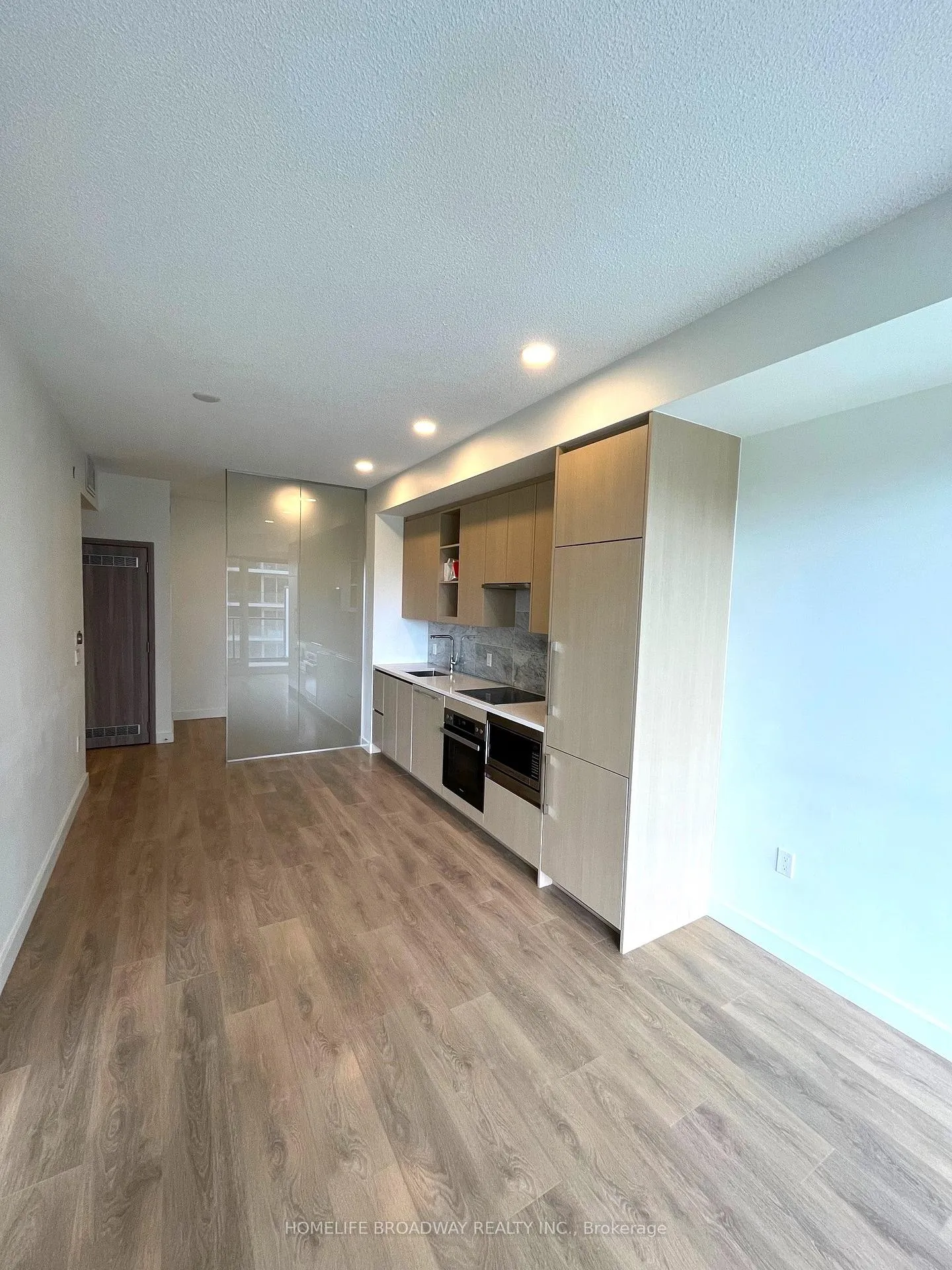 Photo 5 of Unit 1108, 95 Mcmahon Drive, North York, Bayview Village — HOMEH