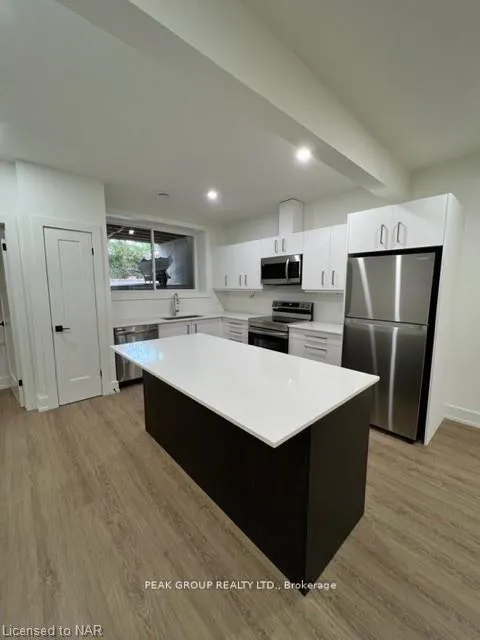 Photo 6 of 4590 Lee Avenue, Niagara Falls, Ascot — HOMEH