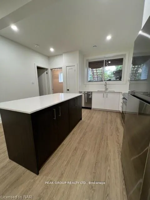 Photo 7 of 4590 Lee Avenue, Niagara Falls, Ascot — HOMEH