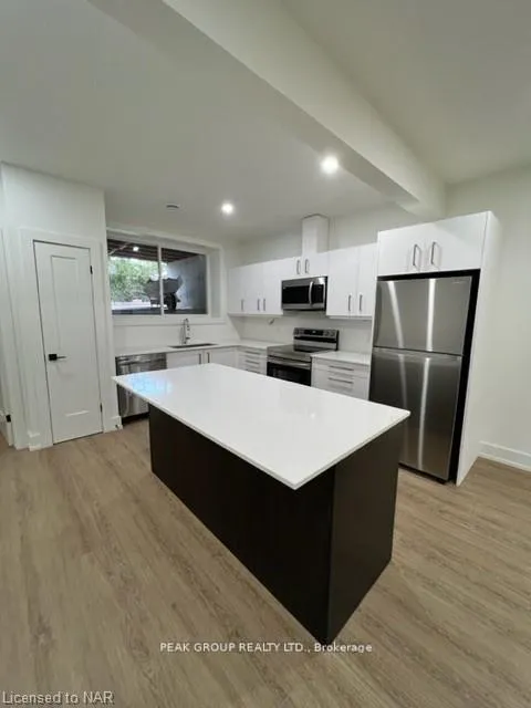 Photo 9 of 4590 Lee Avenue, Niagara Falls, Ascot — HOMEH