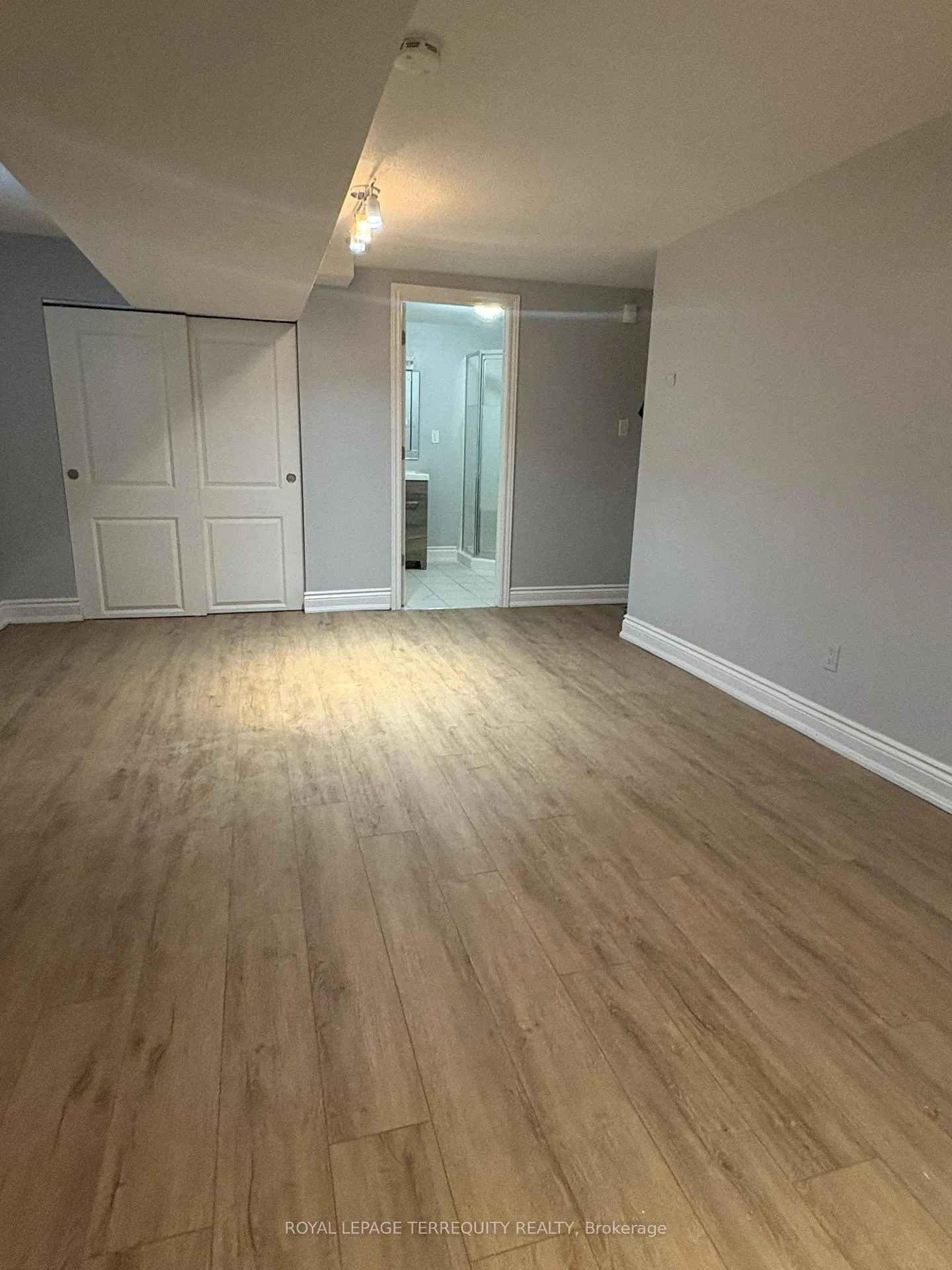 Photo 4 of Unit 102, 8 Thorncliffe Avenue, Toronto, Playter Estates-Danforth — HOMEH