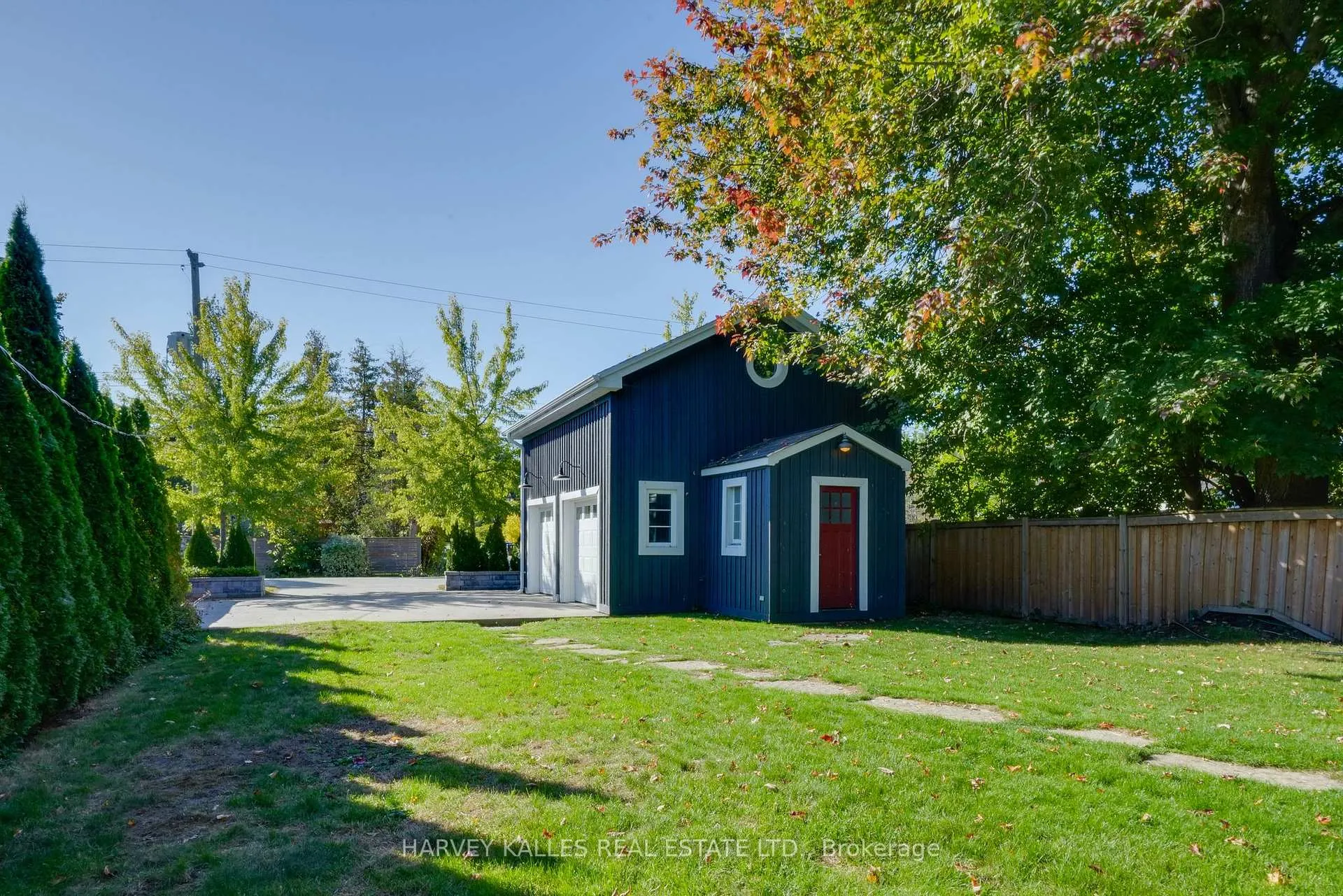 Photo 8 of 74 Lakeside Drive, Innisfil, Rural Innisfil — HOMEH