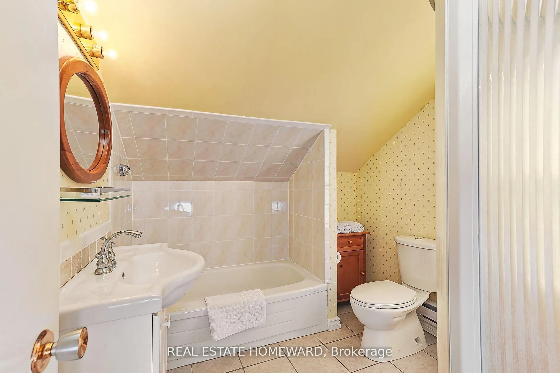 Photo 25 of 137295 Grey Road 12, Meaford — HOMEH