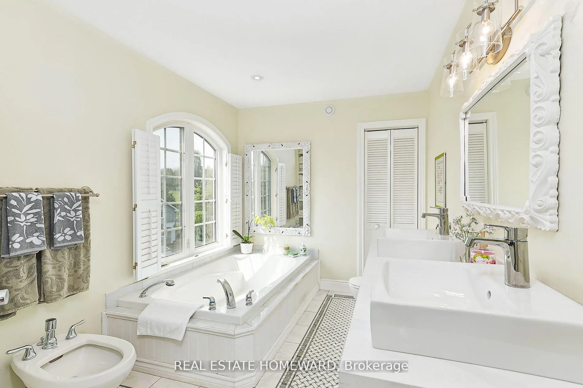 Photo 27 of 137295 Grey Road 12, Meaford — HOMEH