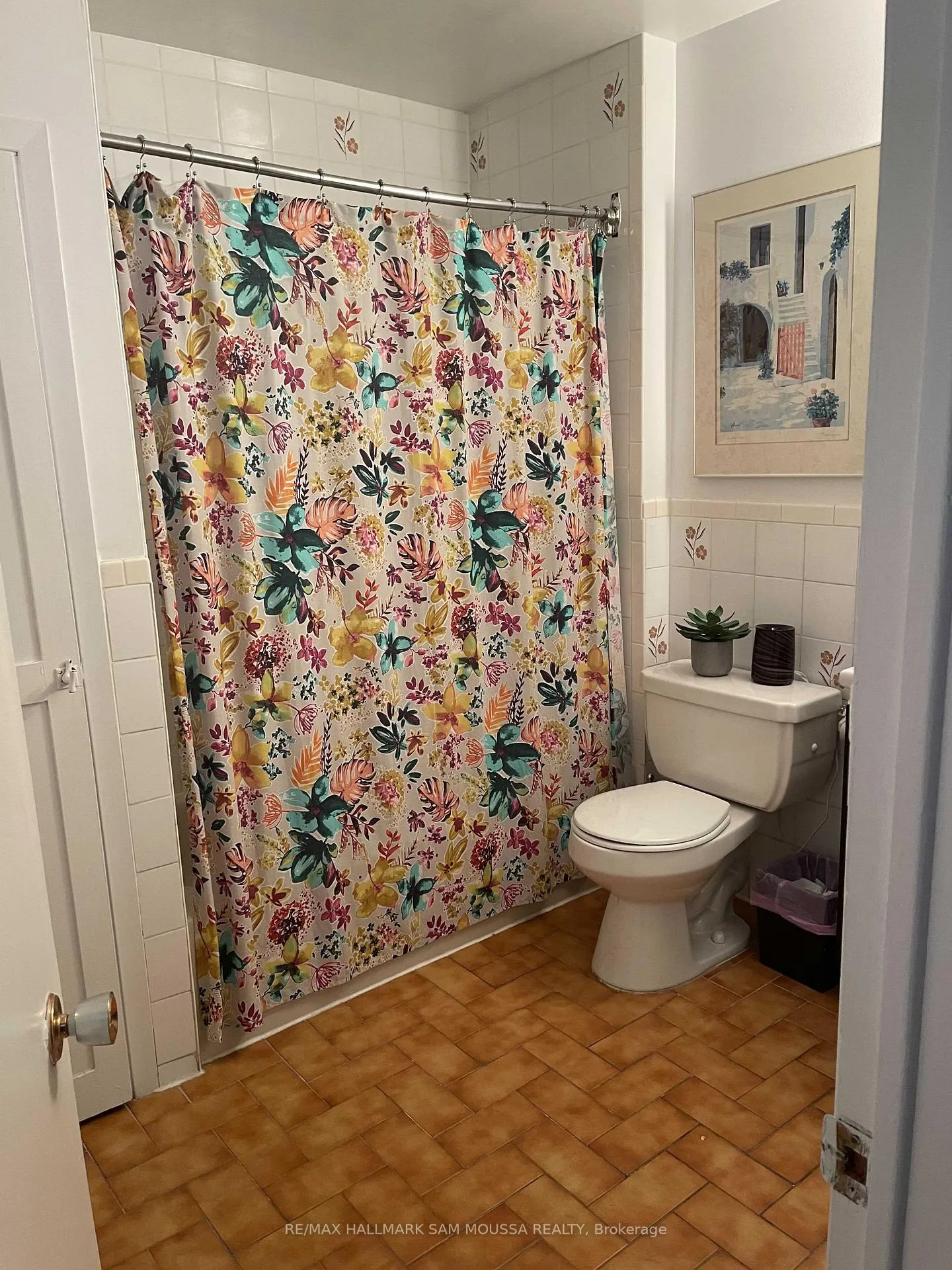 Photo 12 of Unit 7, 232 Cooper Street, Ottawa, Ottawa Centre — HOMEH