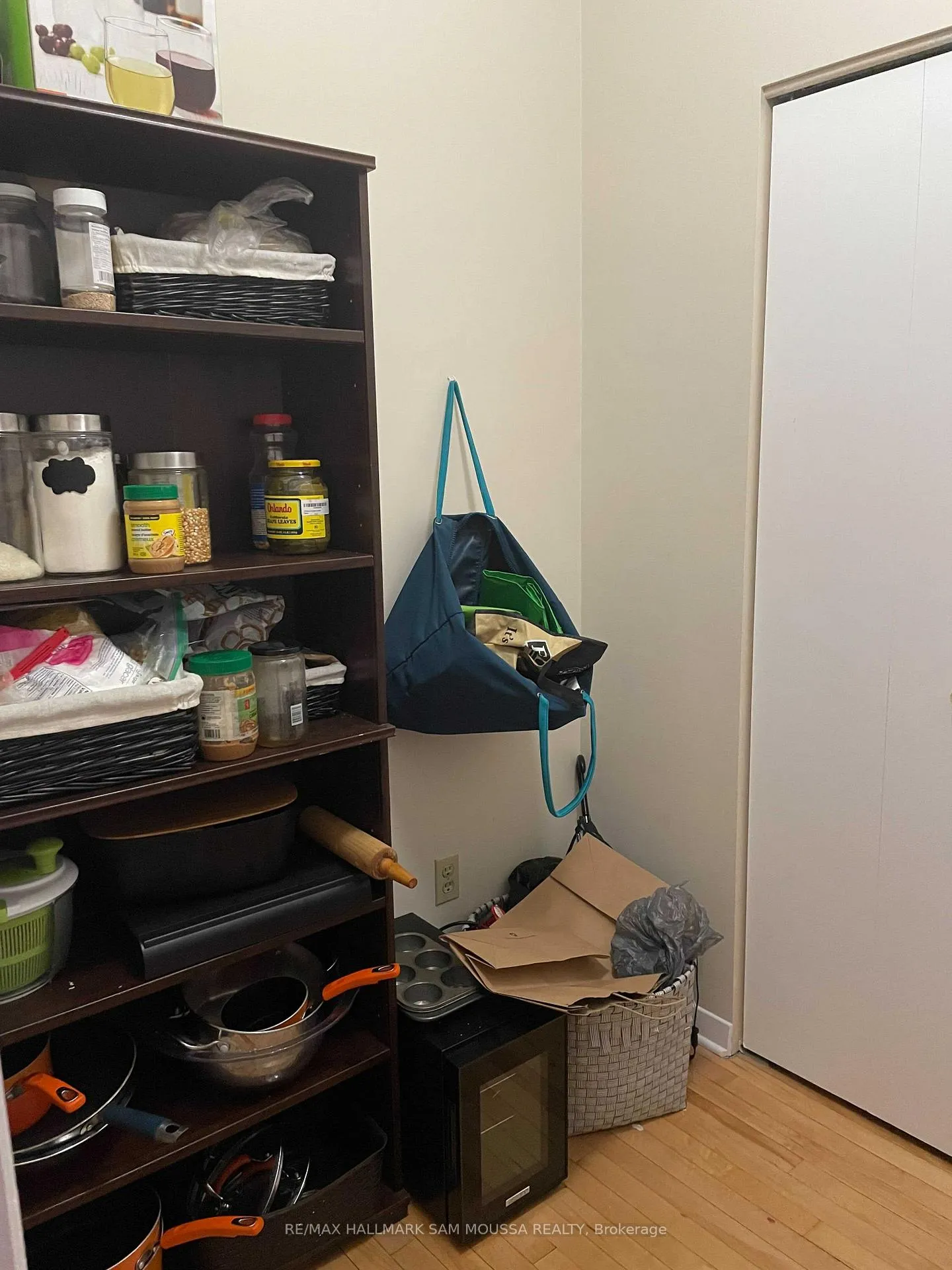 Photo 15 of Unit 7, 232 Cooper Street, Ottawa, Ottawa Centre — HOMEH