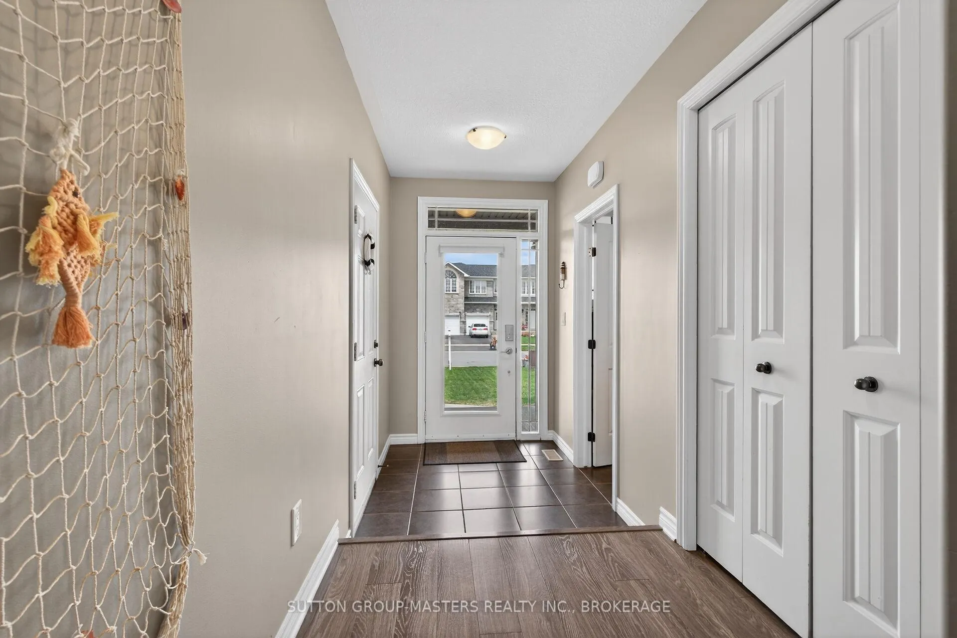 Photo 3 of 1165 Horizon Drive, Kingston, City Northwest — HOMEH