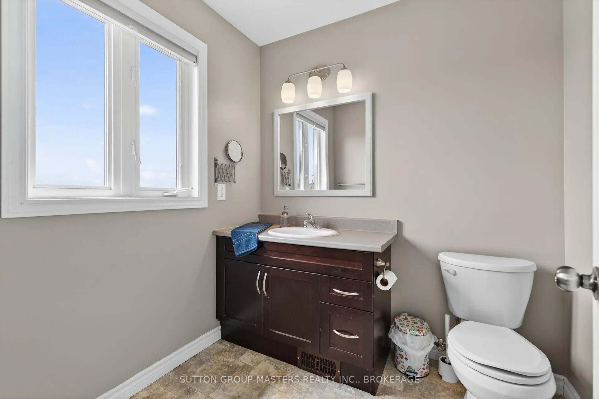 Photo 21 of 1165 Horizon Drive, Kingston, City Northwest — HOMEH