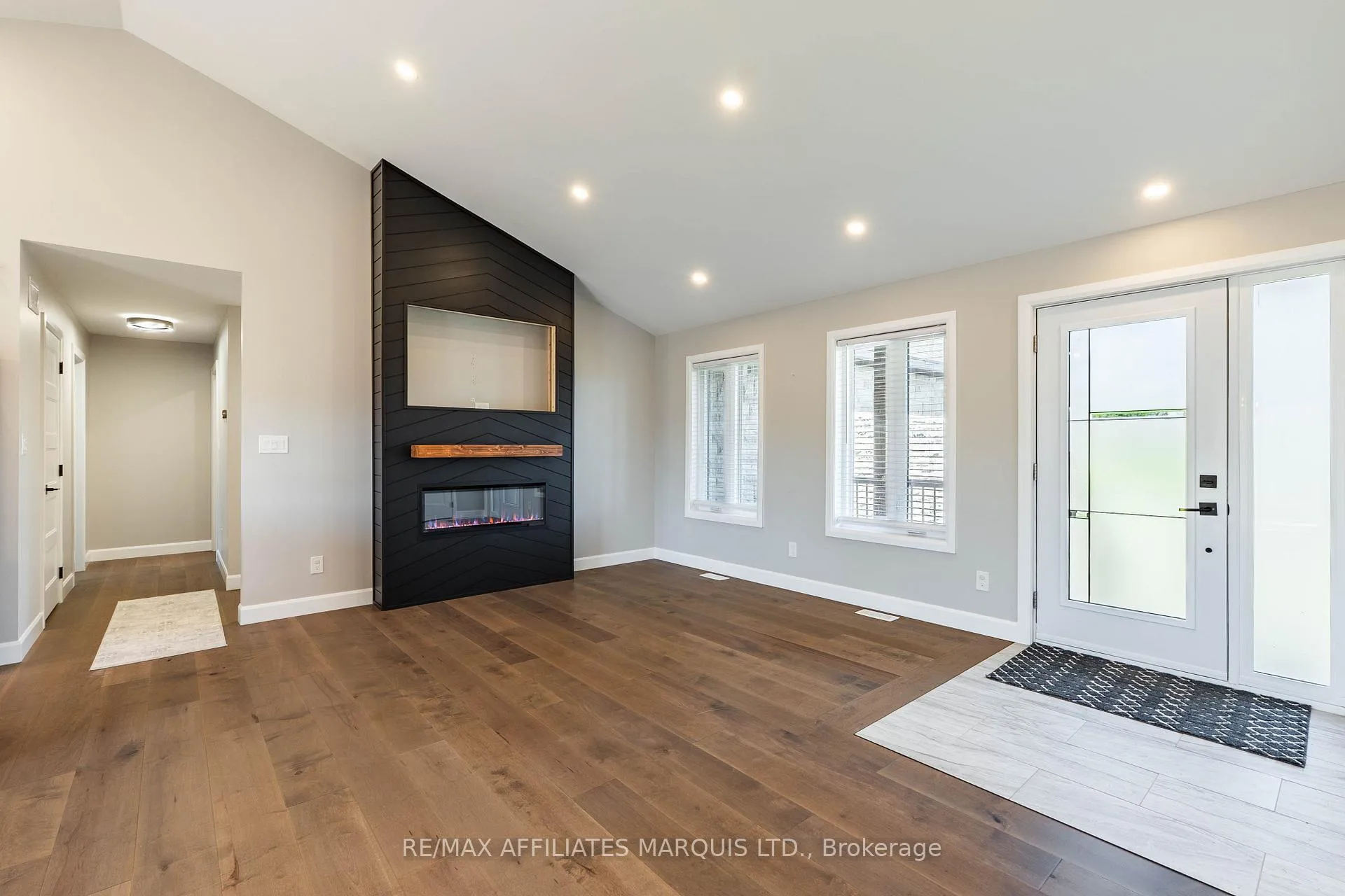 Photo 6 of 6836 James Crescent, South Glengarry, South Glengarry (Charlottenburgh) Twp — HOMEH
