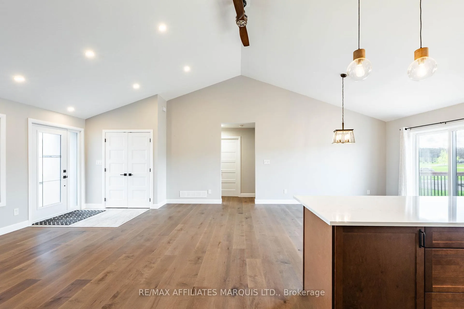 Photo 19 of 6836 James Crescent, South Glengarry, South Glengarry (Charlottenburgh) Twp — HOMEH