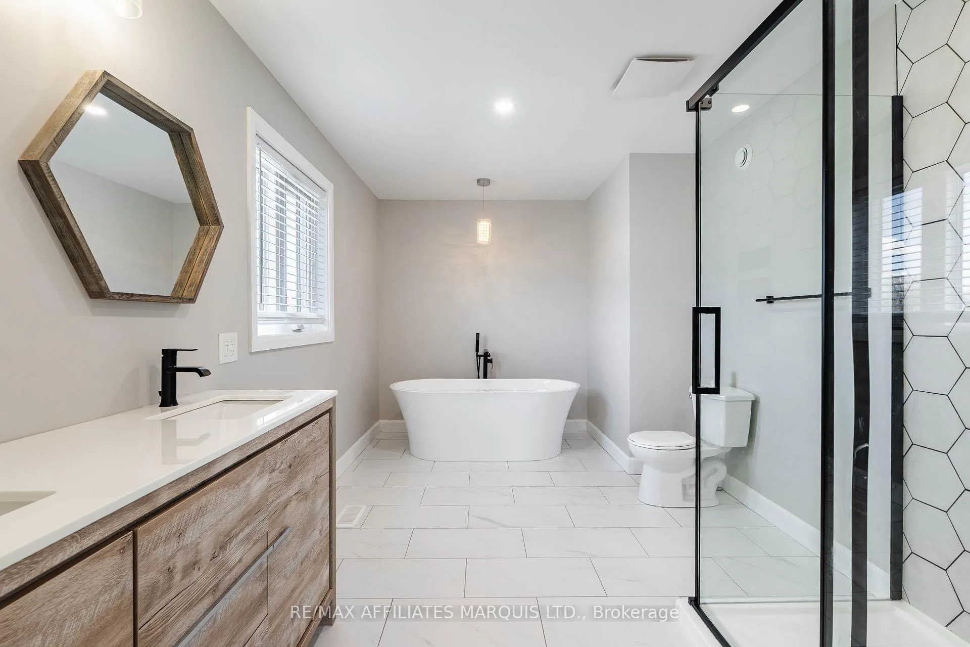 Photo 32 of 6836 James Crescent, South Glengarry, South Glengarry (Charlottenburgh) Twp — HOMEH