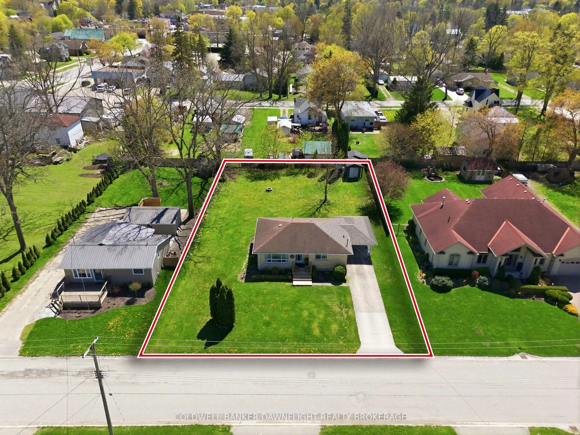 Photo 4 of 195 Bethany Street, North Middlesex, Parkhill — HOMEH