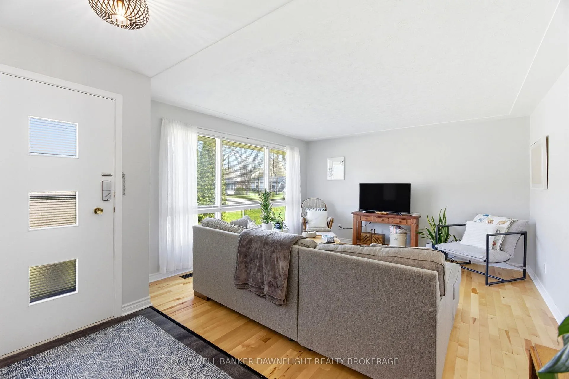 Photo 9 of 195 Bethany Street, North Middlesex, Parkhill — HOMEH