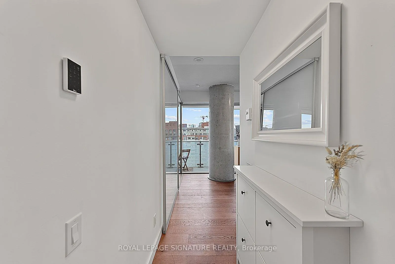 Photo 3 of Unit 1103, 70 Distillery Lane, Toronto, Waterfront Communities — HOMEH