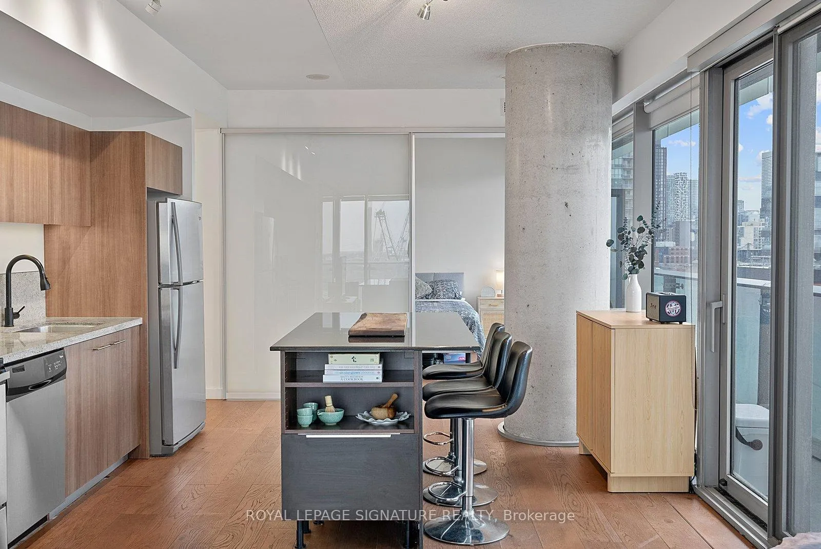 Photo 19 of Unit 1103, 70 Distillery Lane, Toronto, Waterfront Communities — HOMEH