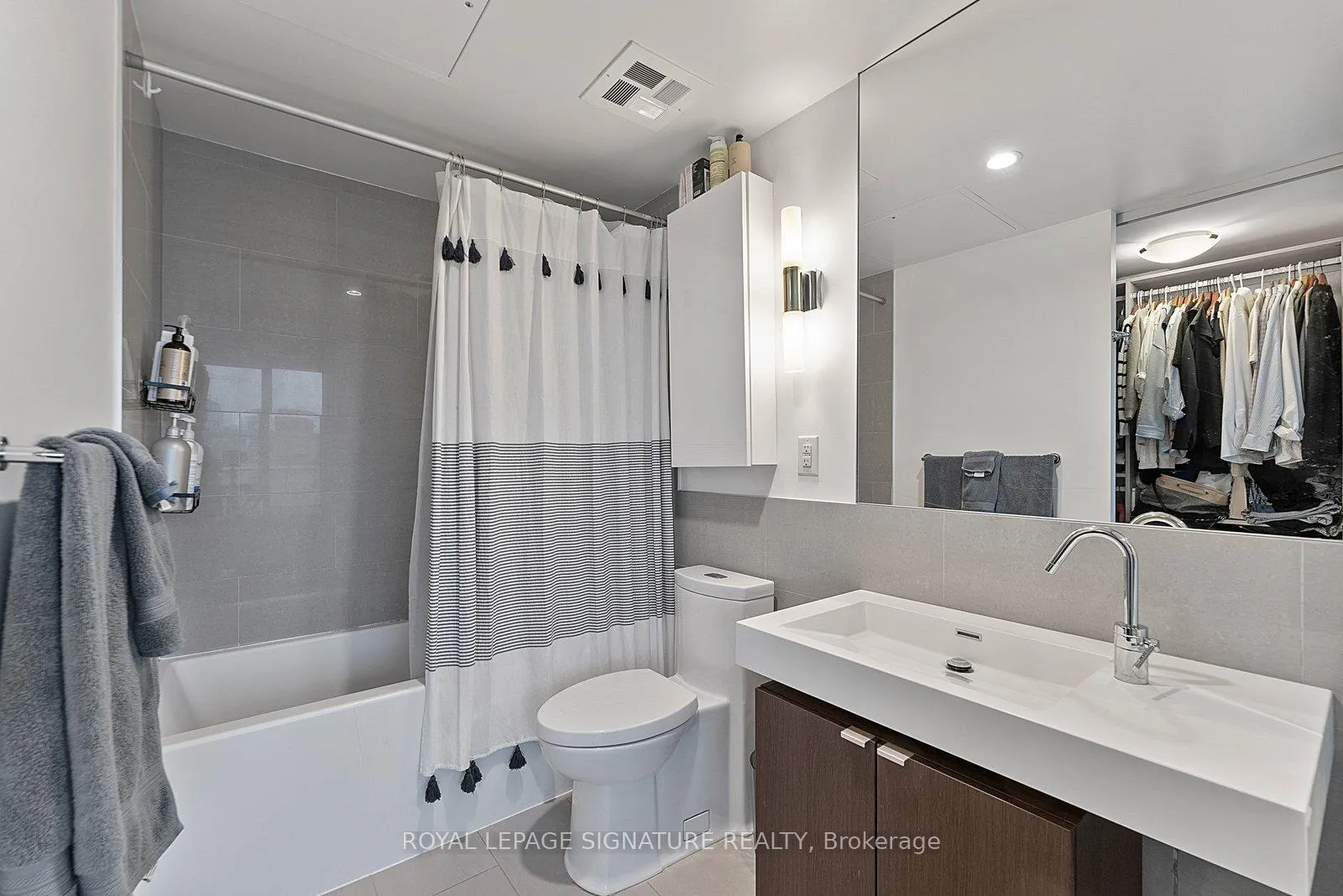 Photo 25 of Unit 1103, 70 Distillery Lane, Toronto, Waterfront Communities — HOMEH
