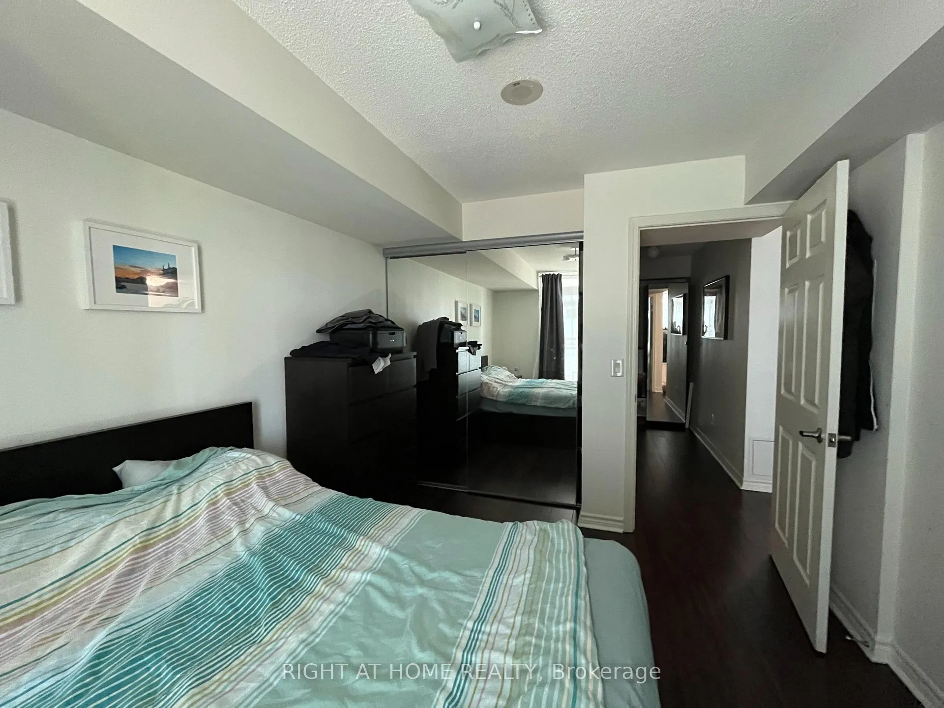 Photo 6 of Unit 1807, 19 Grand Trunk Crescent, Toronto, Waterfront Communities — HOMEH