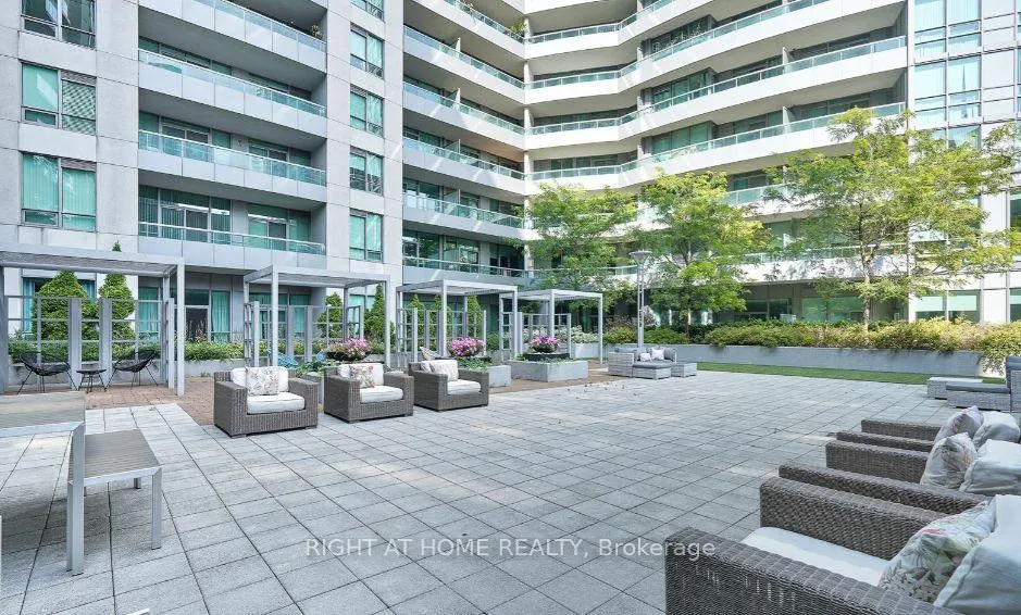 Photo 14 of Unit 1807, 19 Grand Trunk Crescent, Toronto, Waterfront Communities — HOMEH