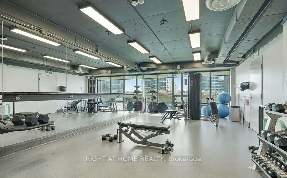 Photo 17 of Unit 1807, 19 Grand Trunk Crescent, Toronto, Waterfront Communities — HOMEH