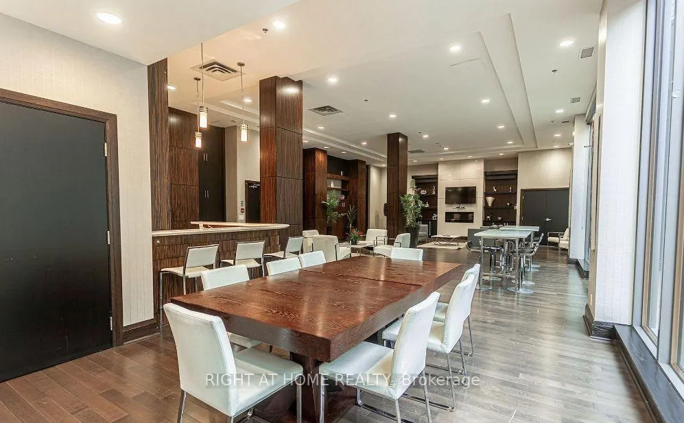 Photo 21 of Unit 1807, 19 Grand Trunk Crescent, Toronto, Waterfront Communities — HOMEH