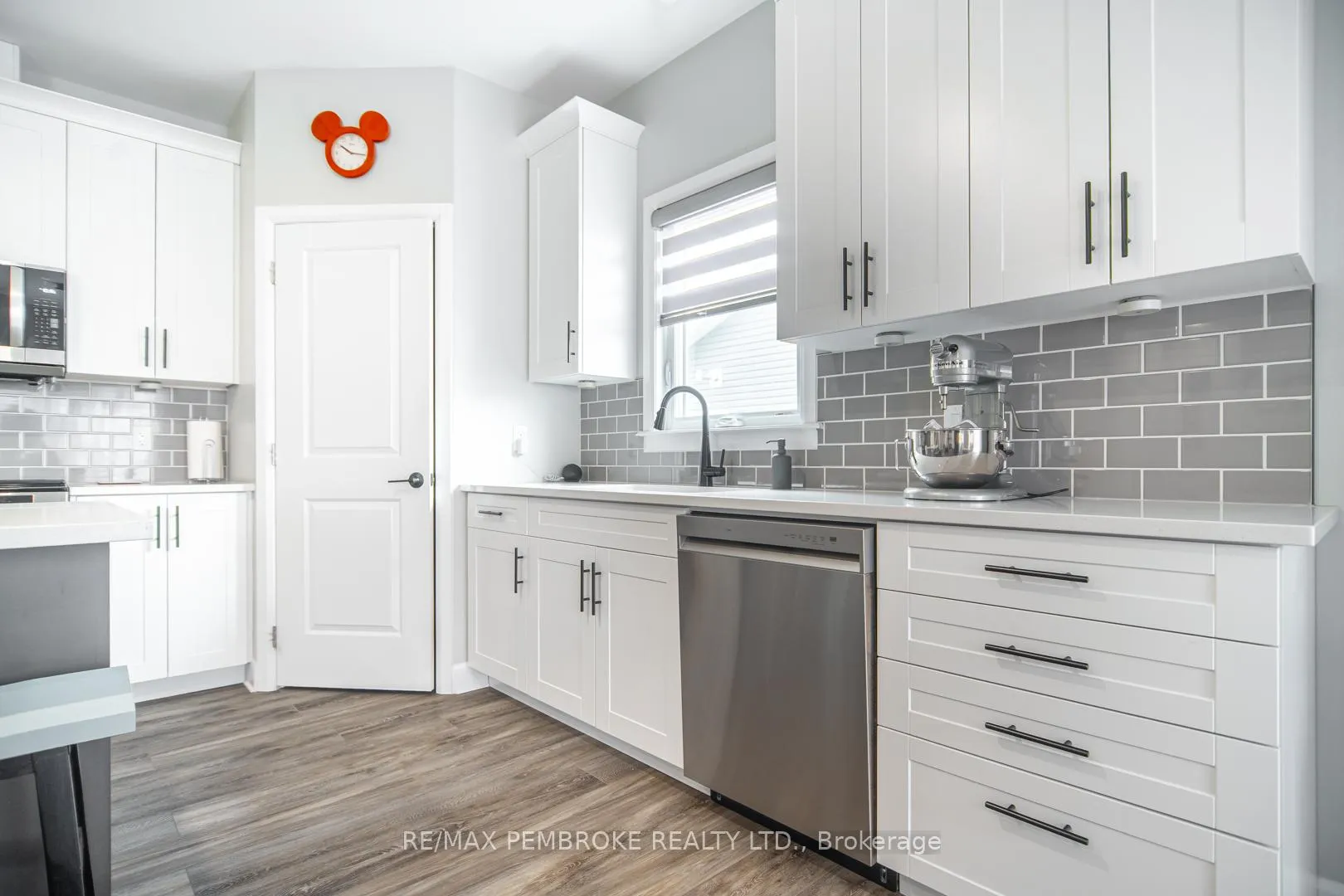 Photo 10 of 33 Durant Street, Petawawa — HOMEH