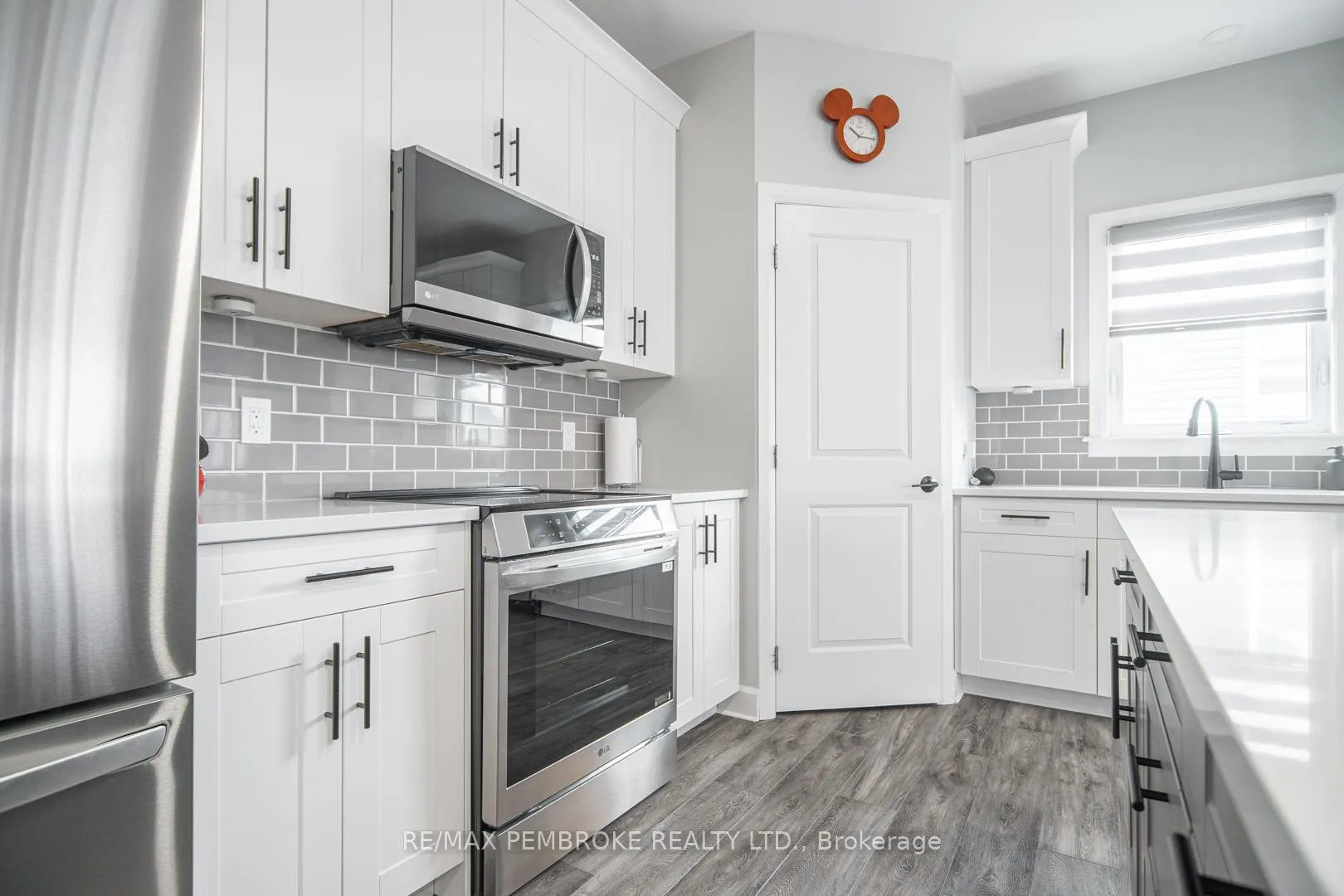 Photo 11 of 33 Durant Street, Petawawa — HOMEH